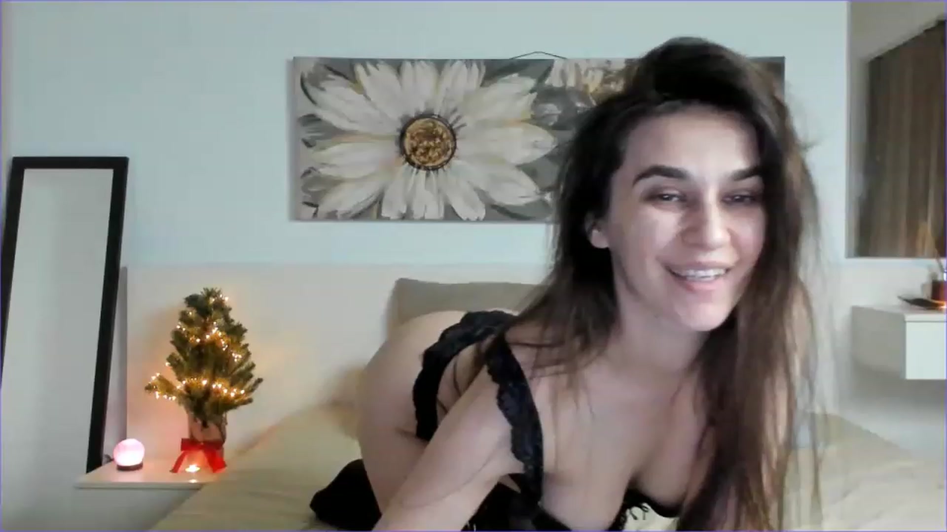 Gallery image thumbnail from CassidyJoy's myfreecams stream on, 12/31/2022, 16:34 image 4 of 20