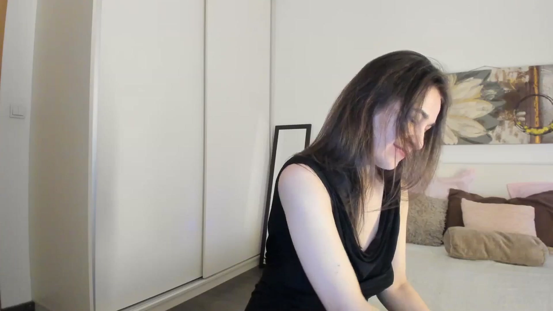 Gallery image thumbnail from CassidyJoy's myfreecams stream on, 12/25/2023, 16:36 image 12 of 20