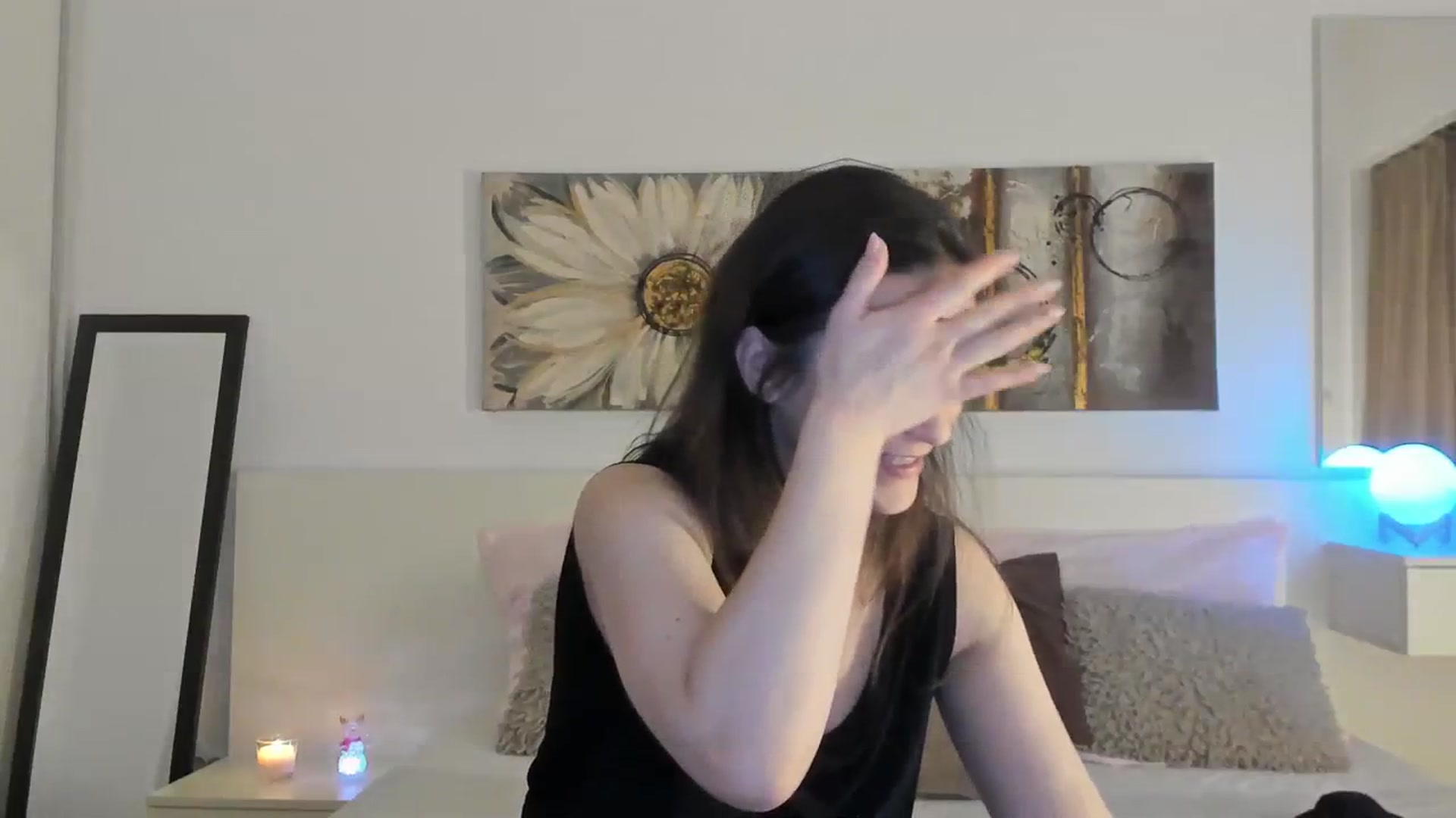 Gallery image thumbnail from CassidyJoy's myfreecams stream on, 12/25/2023, 18:23 image 3 of 20