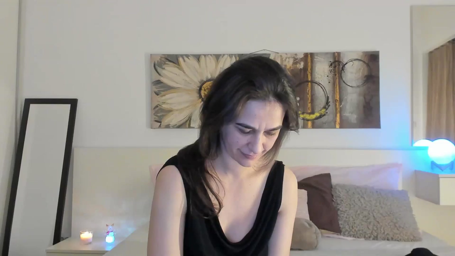 Gallery image thumbnail from CassidyJoy's myfreecams stream on, 12/25/2023, 18:23 image 1 of 20