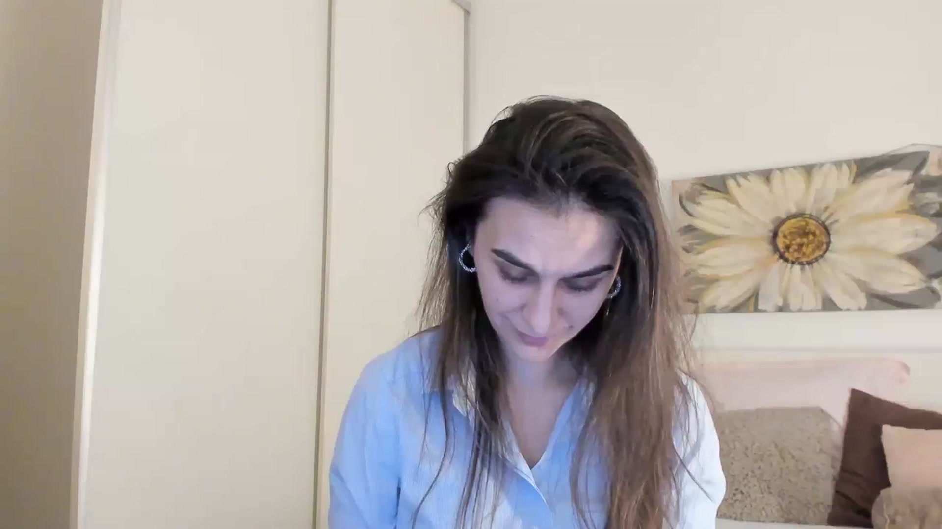 Gallery image thumbnail from CassidyJoy's myfreecams stream on, 12/27/2023, 18:24 image 6 of 20