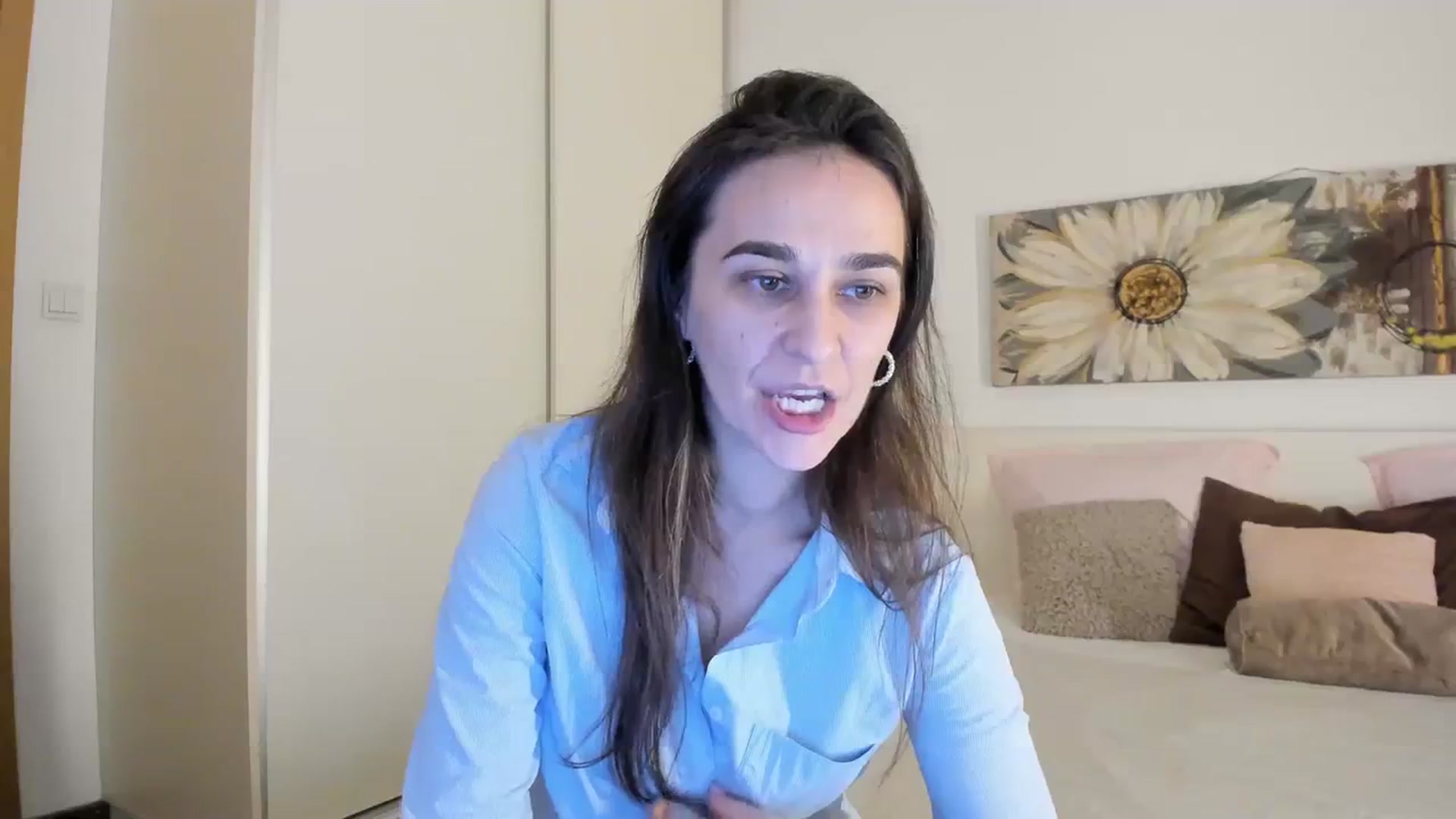 Gallery image thumbnail from CassidyJoy's myfreecams stream on, 12/27/2023, 18:24 image 10 of 20