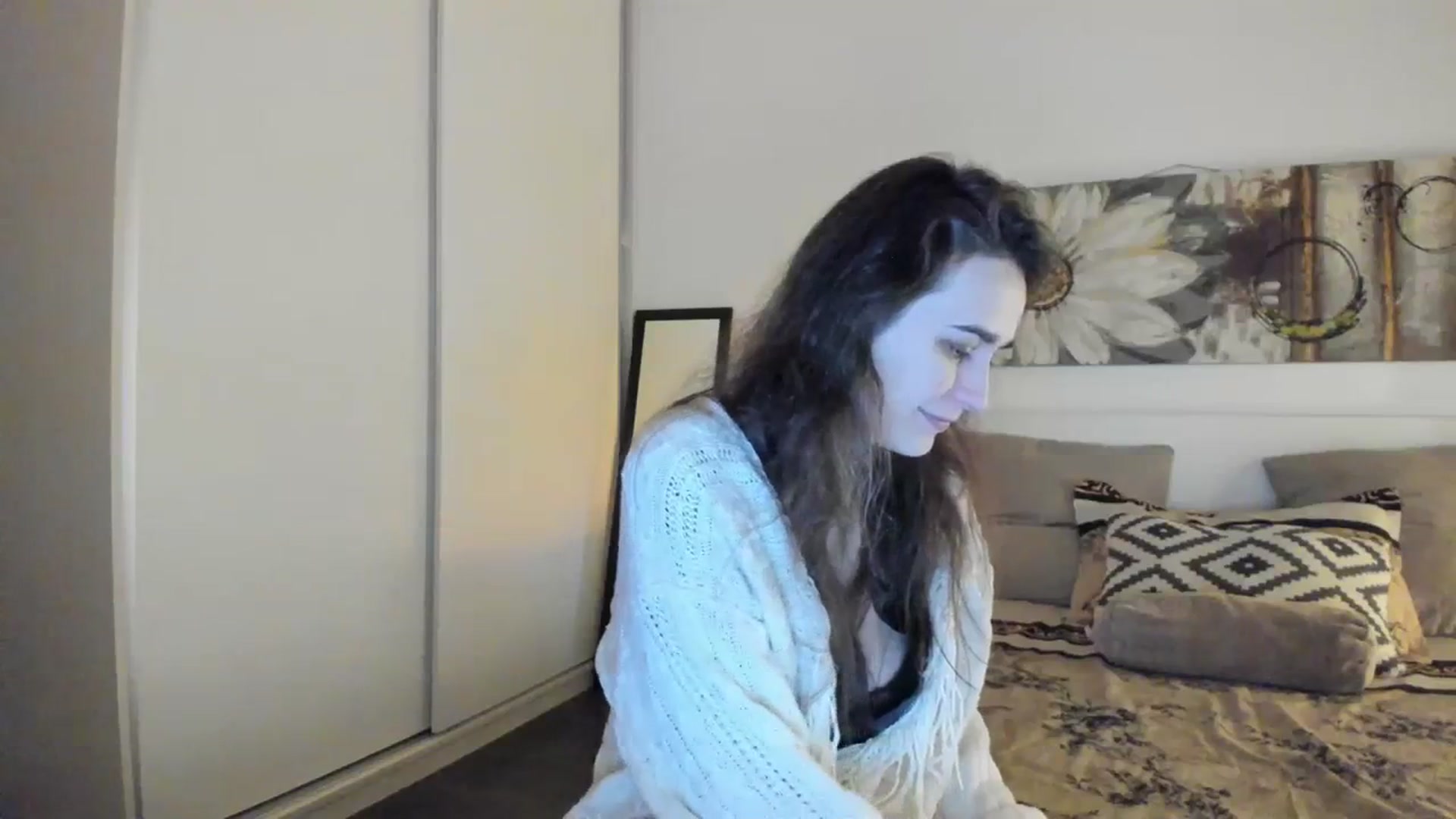 Gallery image thumbnail from CassidyJoy's myfreecams stream on, 12/31/2023, 22:27 image 6 of 20
