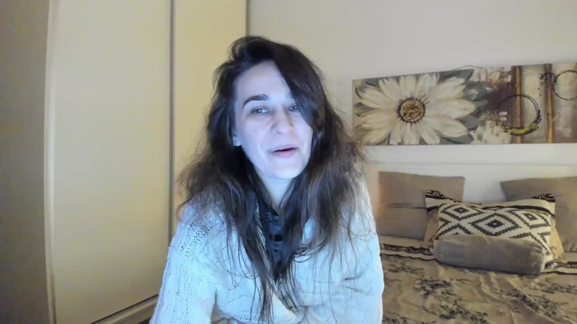 Gallery image thumbnail from CassidyJoy's myfreecams stream on, 12/31/2023, 22:27 image 1 of 20