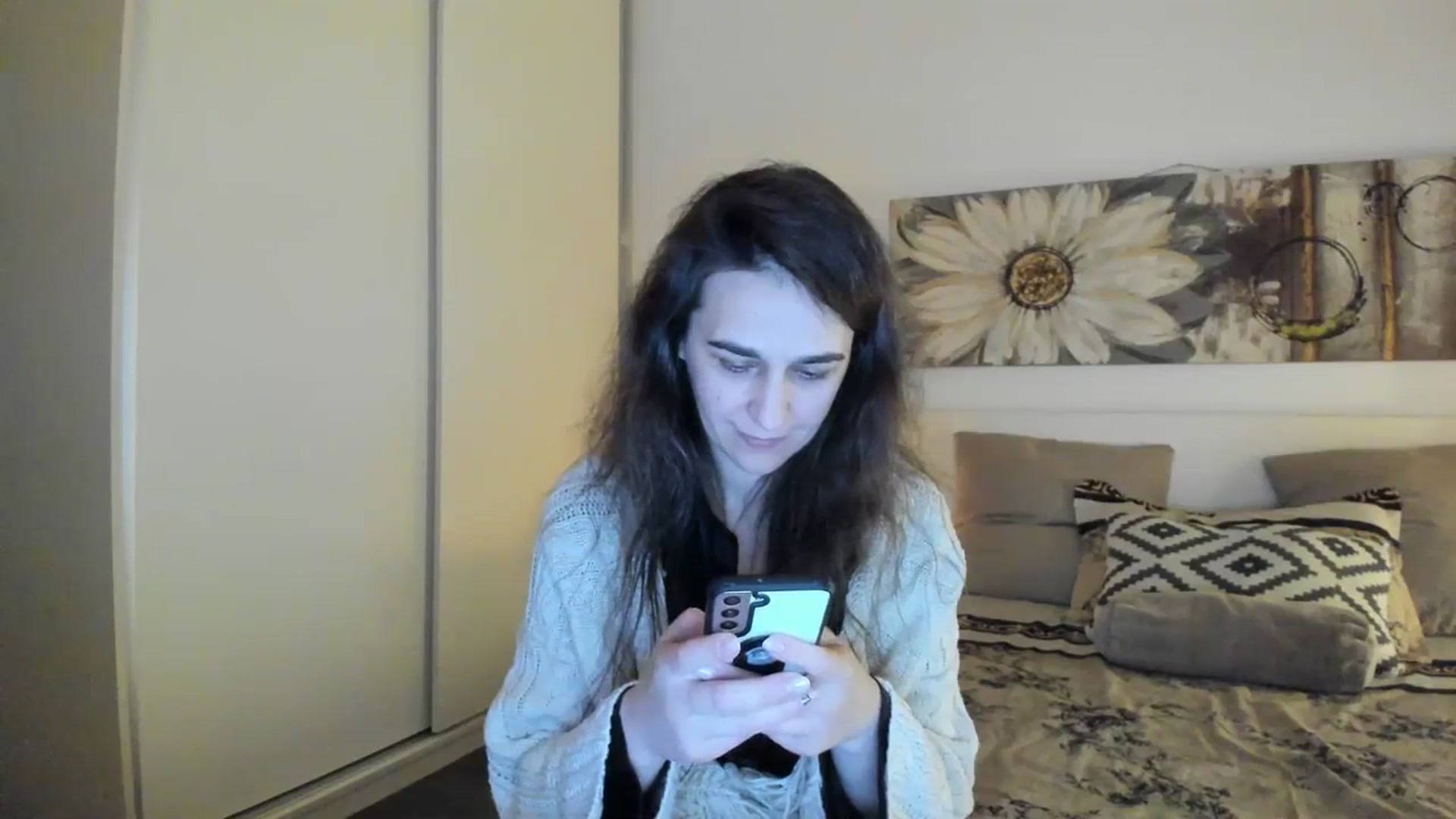 Gallery image thumbnail from CassidyJoy's myfreecams stream on, 12/31/2023, 22:27 image 10 of 20