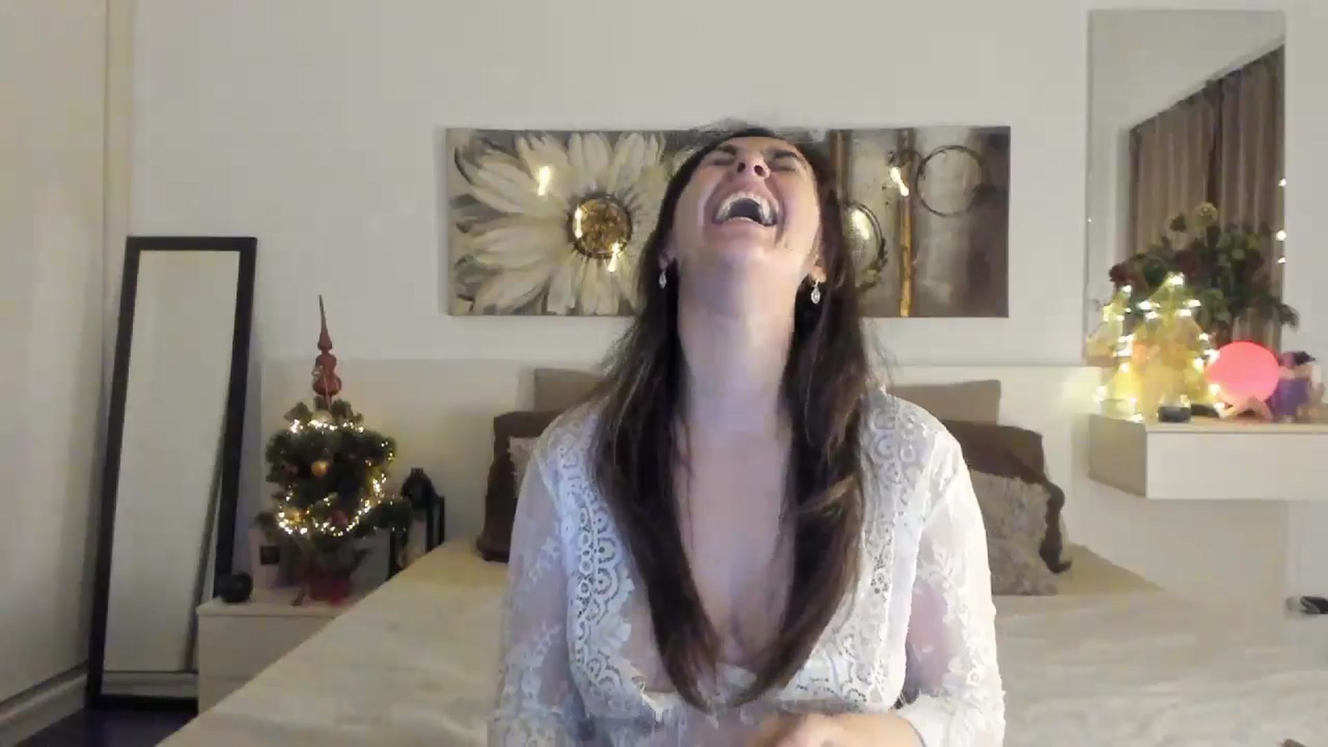 Gallery image thumbnail from CassidyJoy's myfreecams stream on, 12/05/2024, 19:41 image 18 of 20