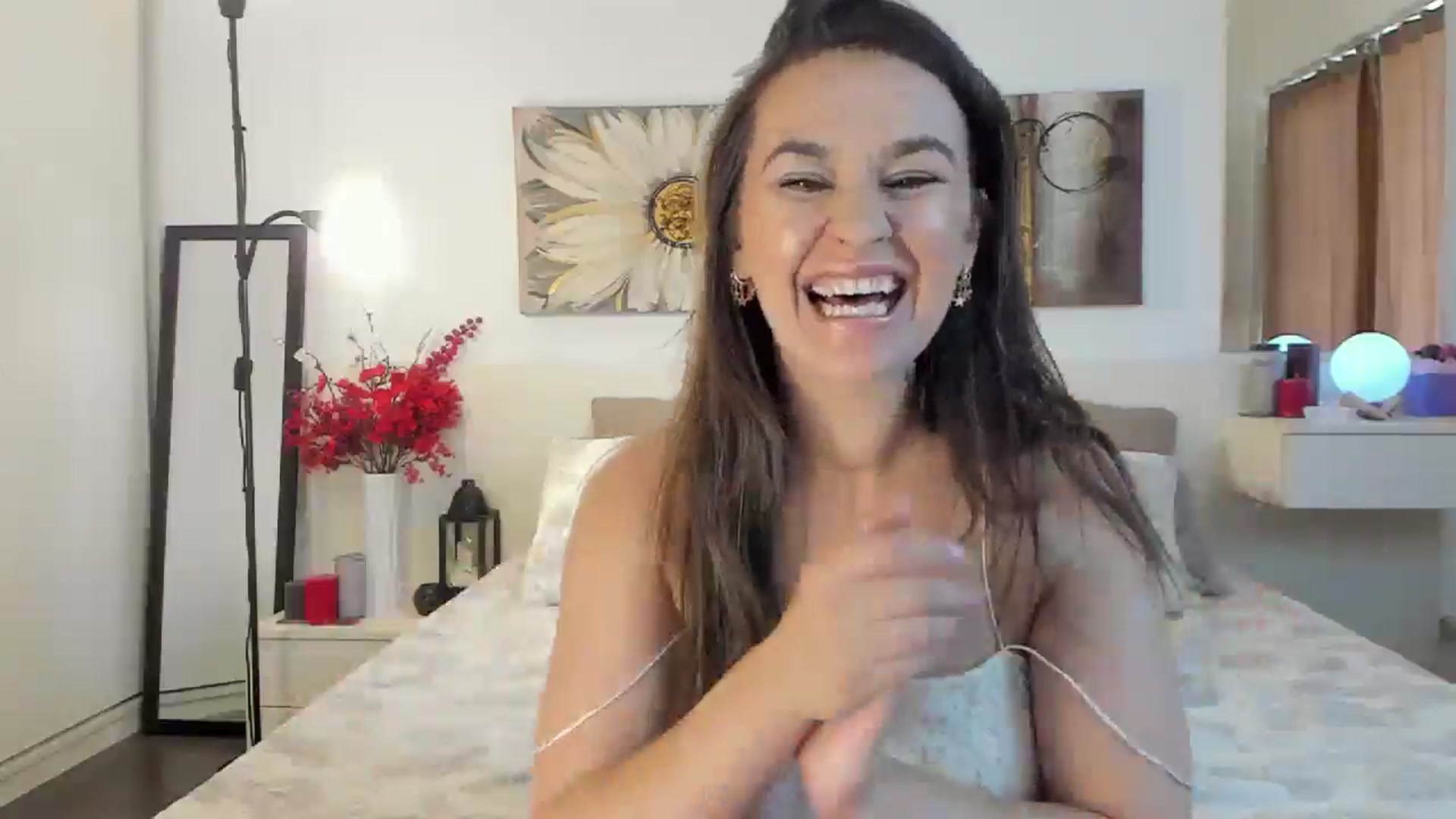 Gallery image thumbnail from CassidyJoy's myfreecams stream on, 07/28/2025, 15:25 image 9 of 20