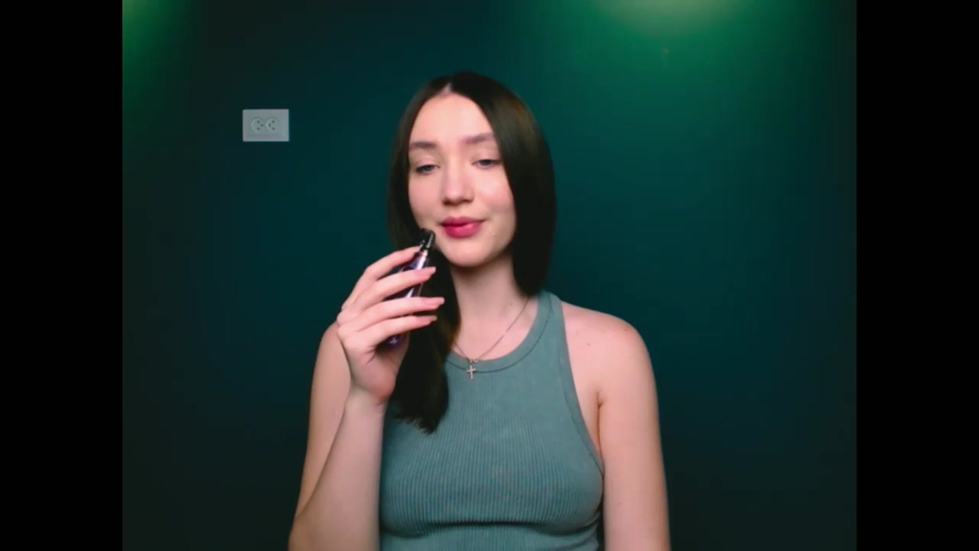 Gallery image thumbnail from Cassidy_Miss's myfreecams stream on, 12/25/2024, 17:43 image 10 of 20