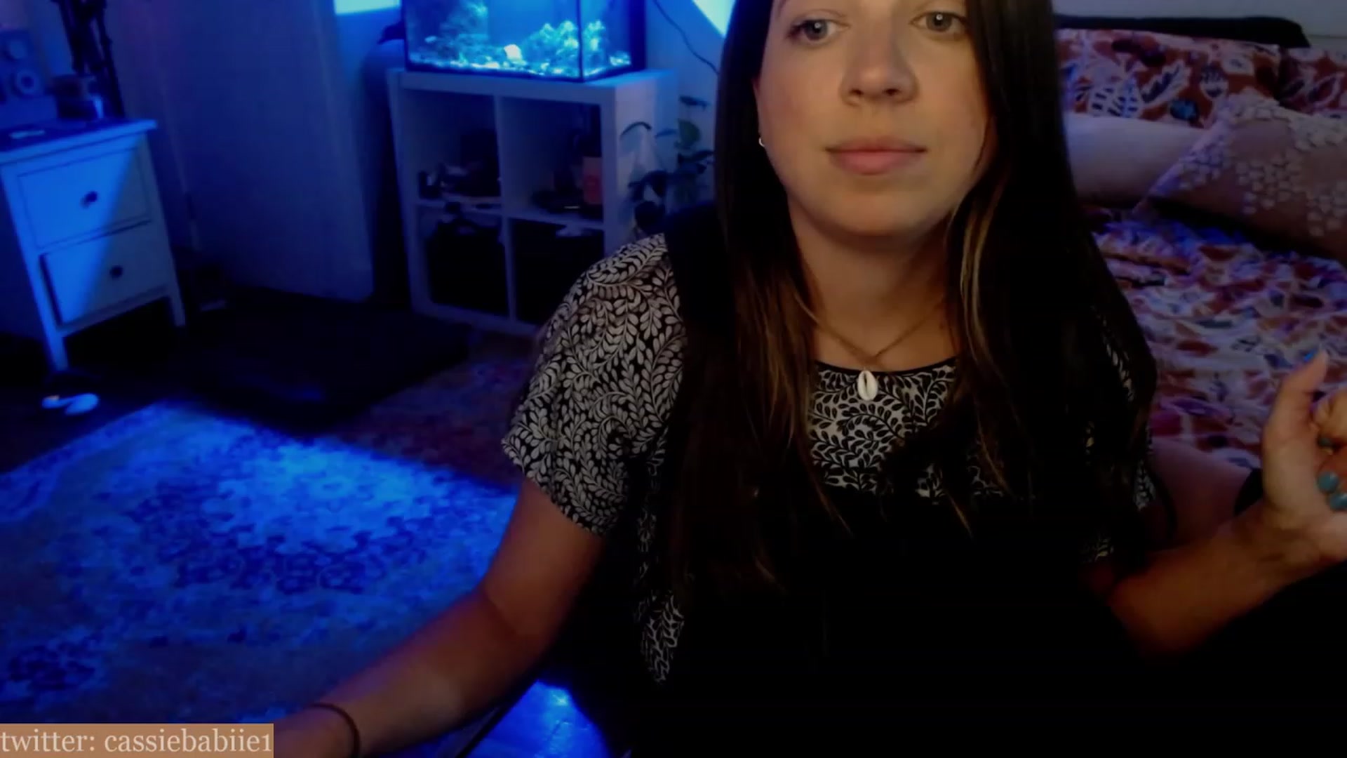 Gallery image thumbnail from CassieBabiie's myfreecams stream on, 06/10/2023, 24:23 image 6 of 20