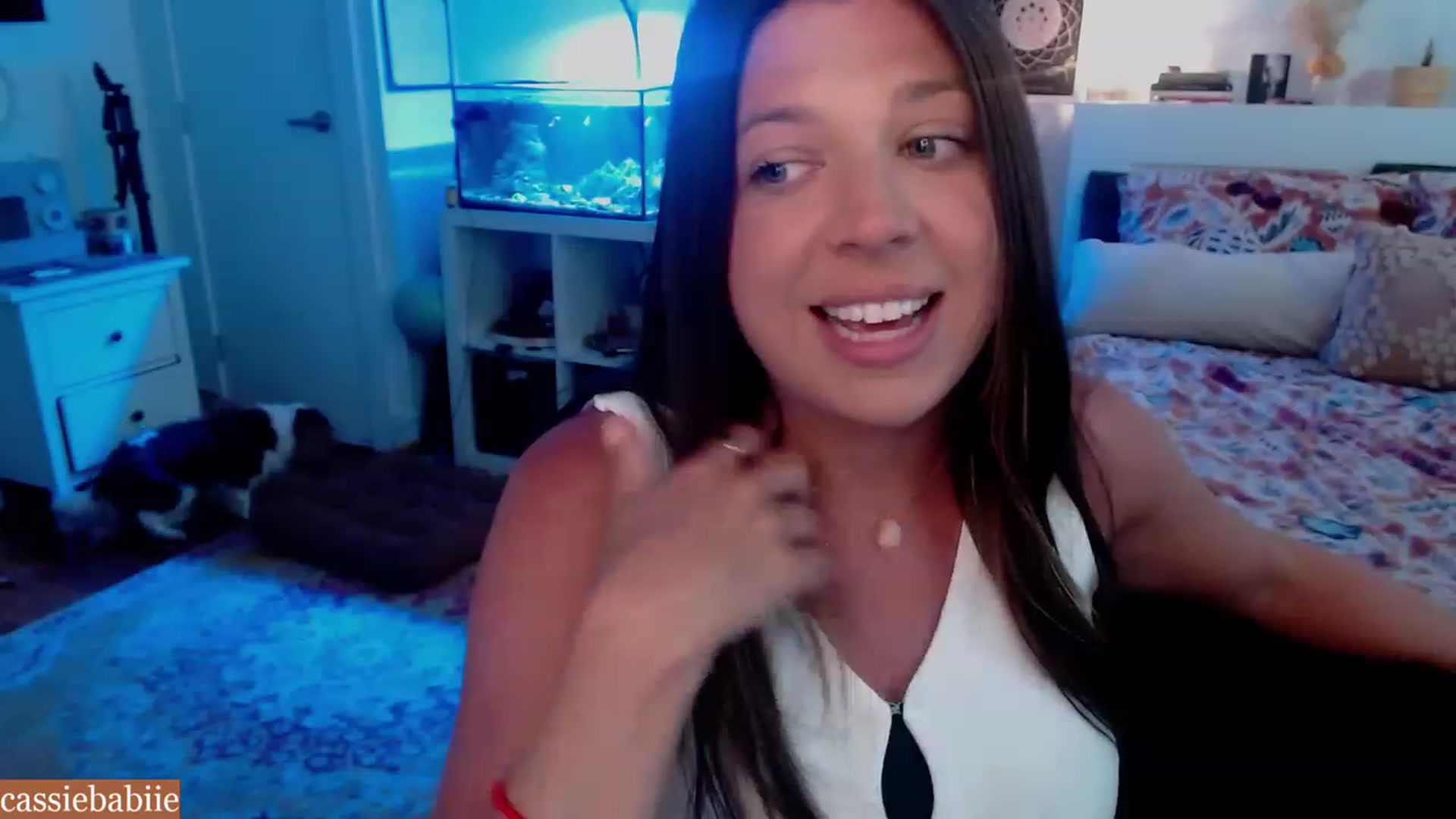Gallery image thumbnail from CassieBabiie's myfreecams stream on, 06/27/2023, 20:22 image 10 of 20