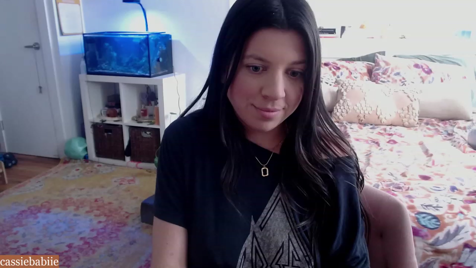Gallery image thumbnail from CassieBabiie's myfreecams stream on, 11/17/2023, 17:17 image 13 of 20