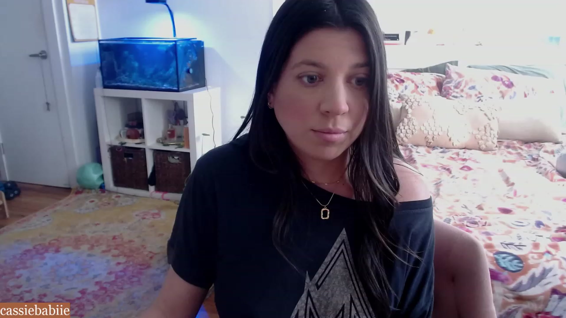 Gallery image thumbnail from CassieBabiie's myfreecams stream on, 11/17/2023, 17:17 image 11 of 20