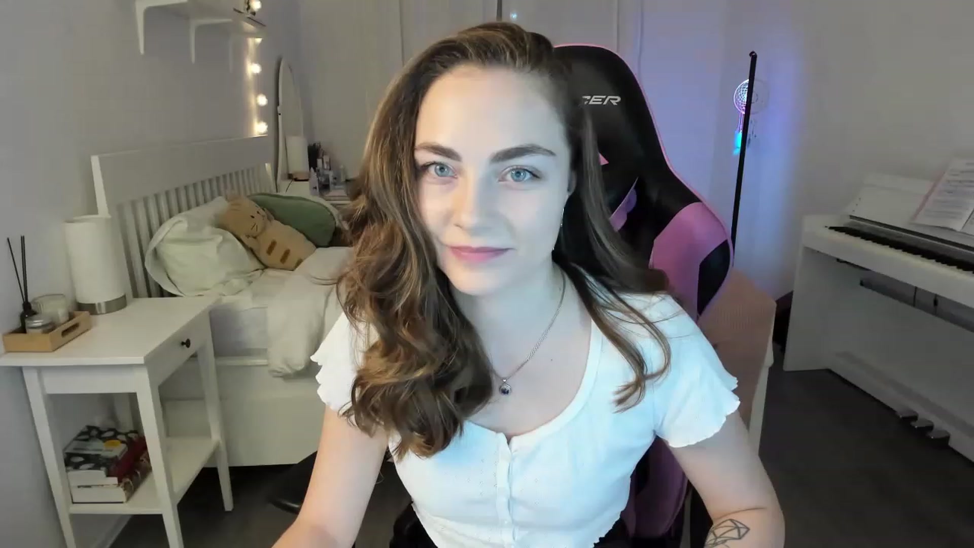 Gallery image thumbnail from CassieBlade's myfreecams stream on, 01/26/2023, 19:07 image 5 of 20