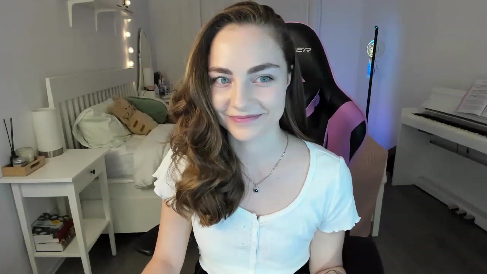 Gallery image thumbnail from CassieBlade's myfreecams stream on, 01/26/2023, 19:07 image 18 of 20