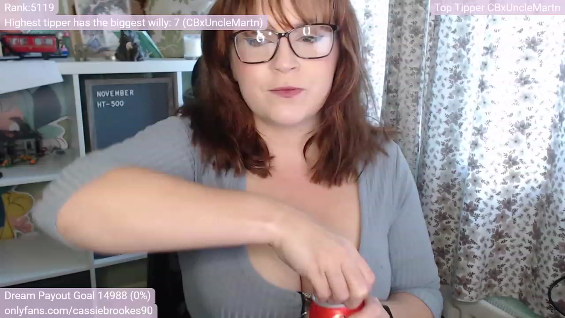 Gallery image thumbnail from CassieBrookes's myfreecams stream on, 11/18/2022, 19:13 image 3 of 20