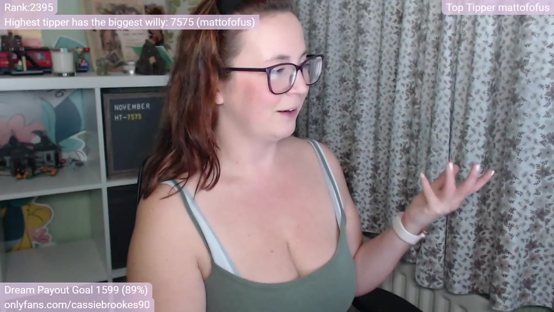 Gallery image thumbnail from CassieBrookes's myfreecams stream on, 11/24/2022, 17:38 image 10 of 20