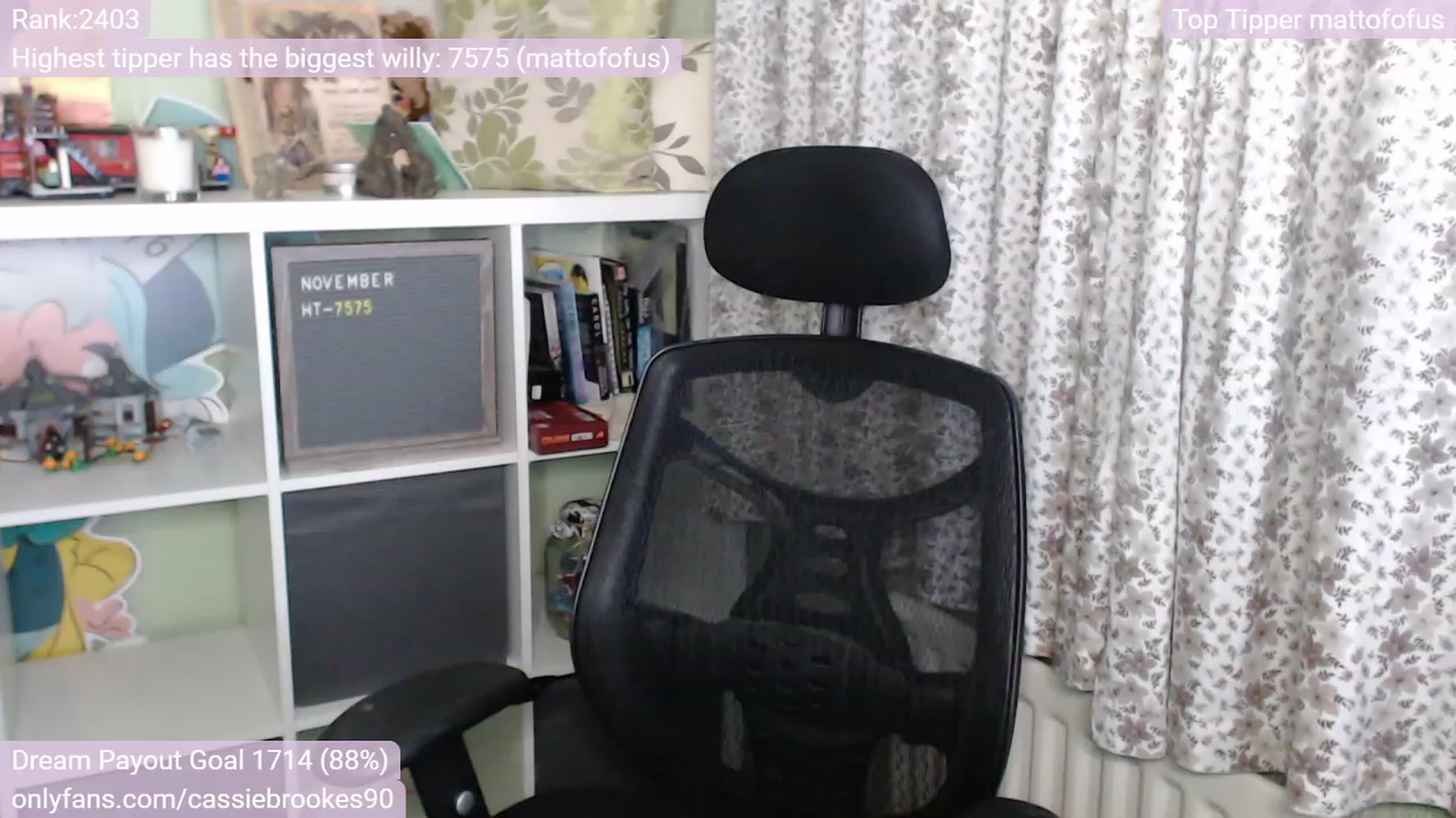 Gallery image thumbnail from CassieBrookes's myfreecams stream on, 11/24/2022, 17:38 image 3 of 20