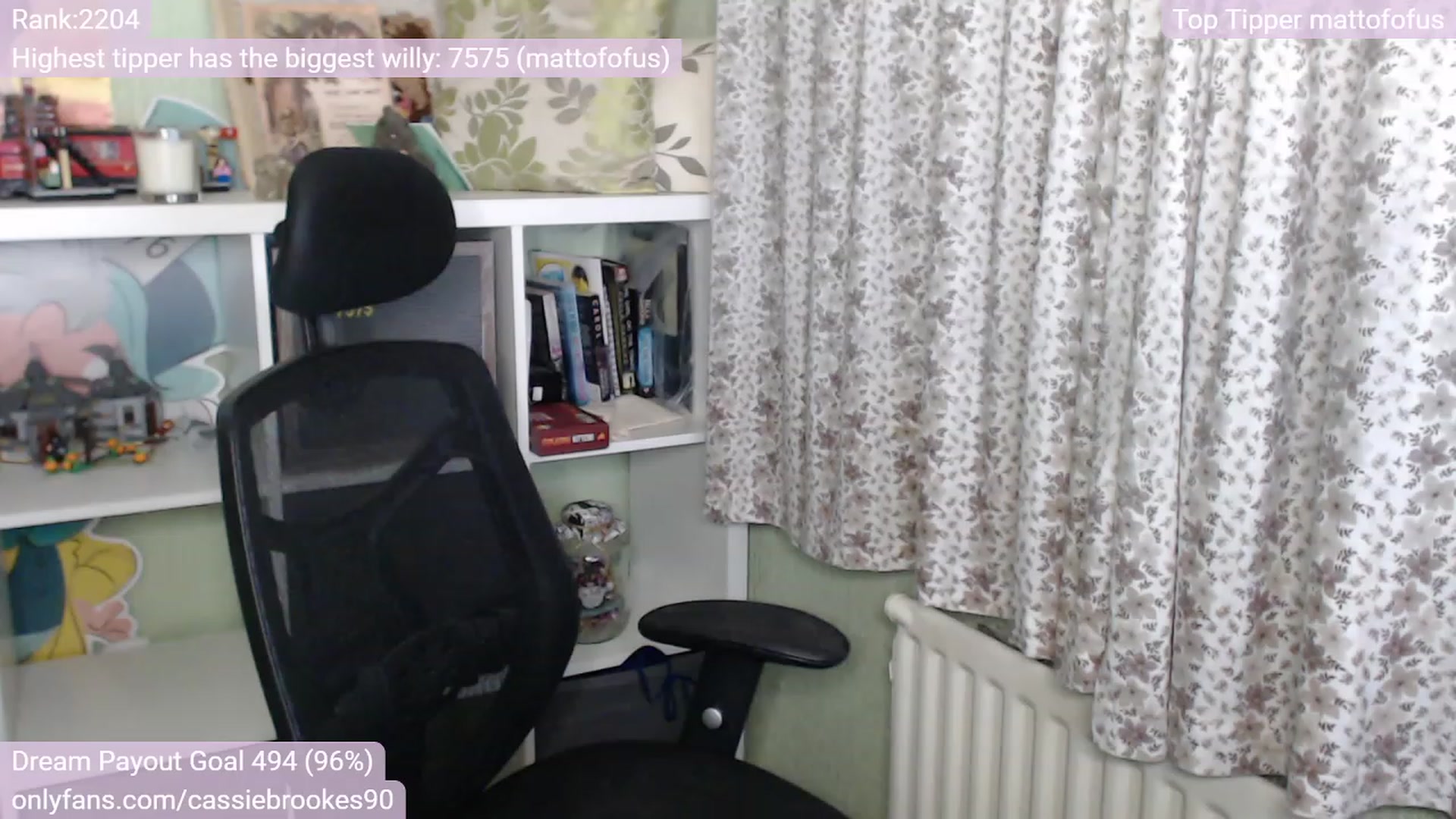 Gallery image thumbnail from CassieBrookes's myfreecams stream on, 11/24/2022, 17:38 image 16 of 20
