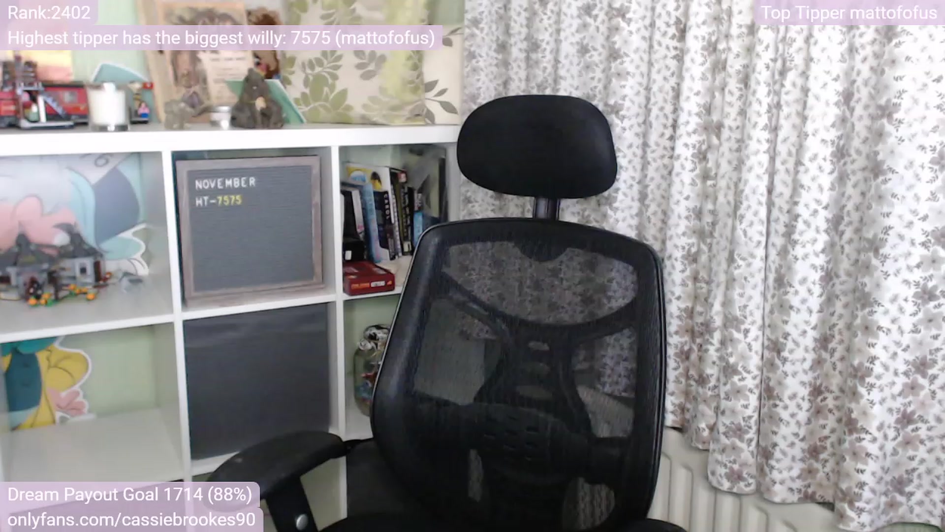 Gallery image thumbnail from CassieBrookes's myfreecams stream on, 11/24/2022, 17:38 image 1 of 20