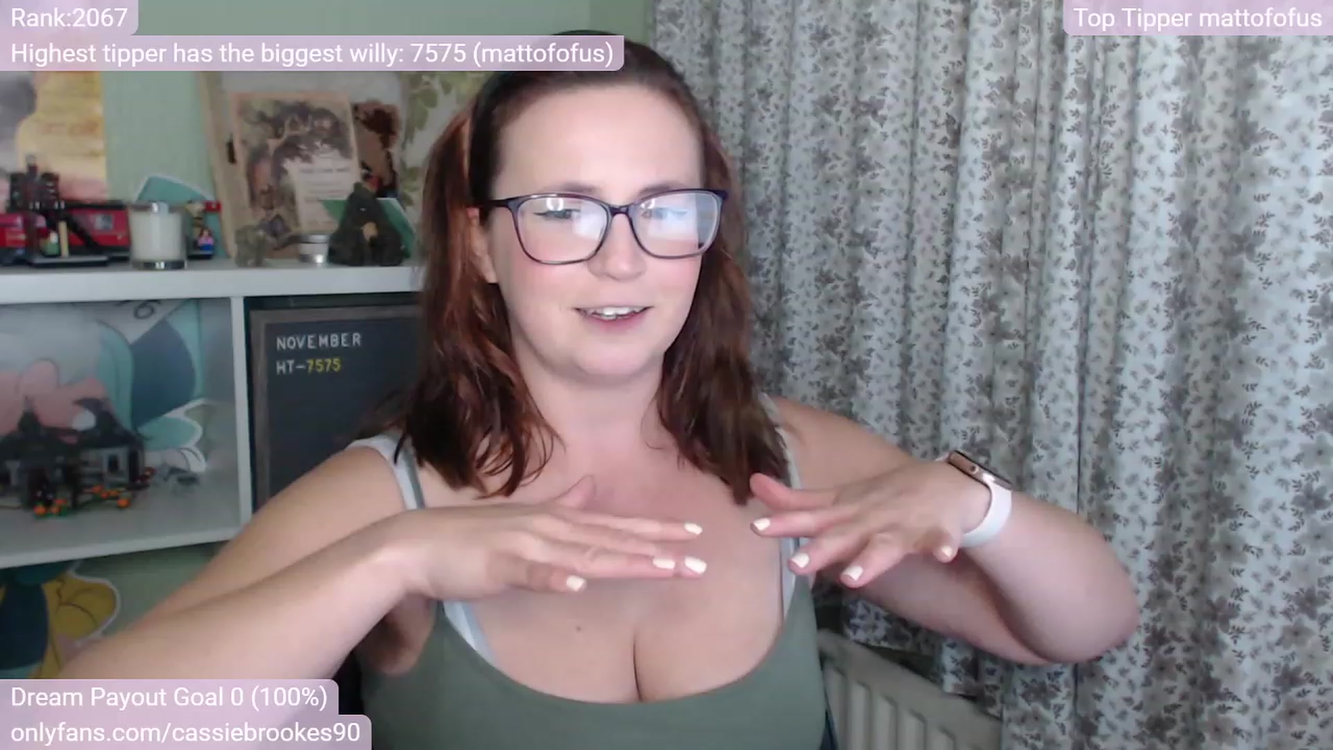 Gallery image thumbnail from CassieBrookes's myfreecams stream on, 11/24/2022, 20:28 image 4 of 20