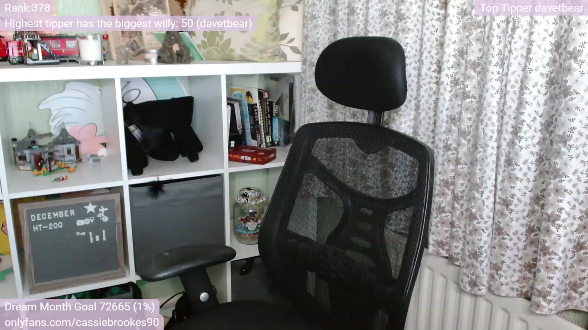 Gallery image thumbnail from CassieBrookes's myfreecams stream on, 12/01/2022, 18:54 image 17 of 20