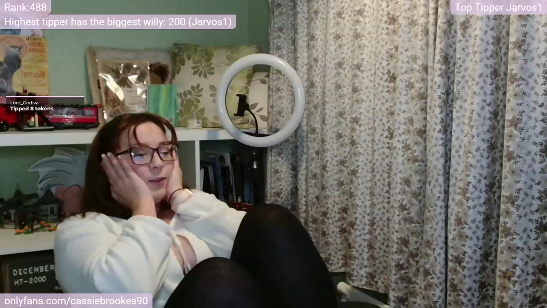 Gallery image thumbnail from CassieBrookes's myfreecams stream on, 12/03/2022, 19:10 image 15 of 20