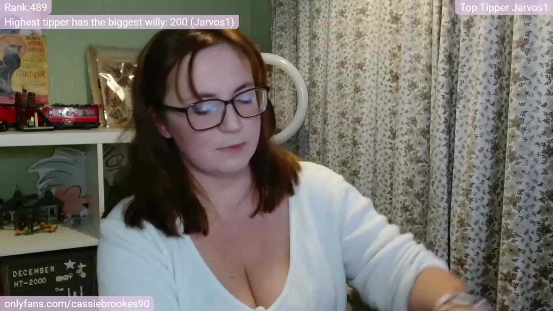 Gallery image thumbnail from CassieBrookes's myfreecams stream on, 12/03/2022, 19:10 image 10 of 20