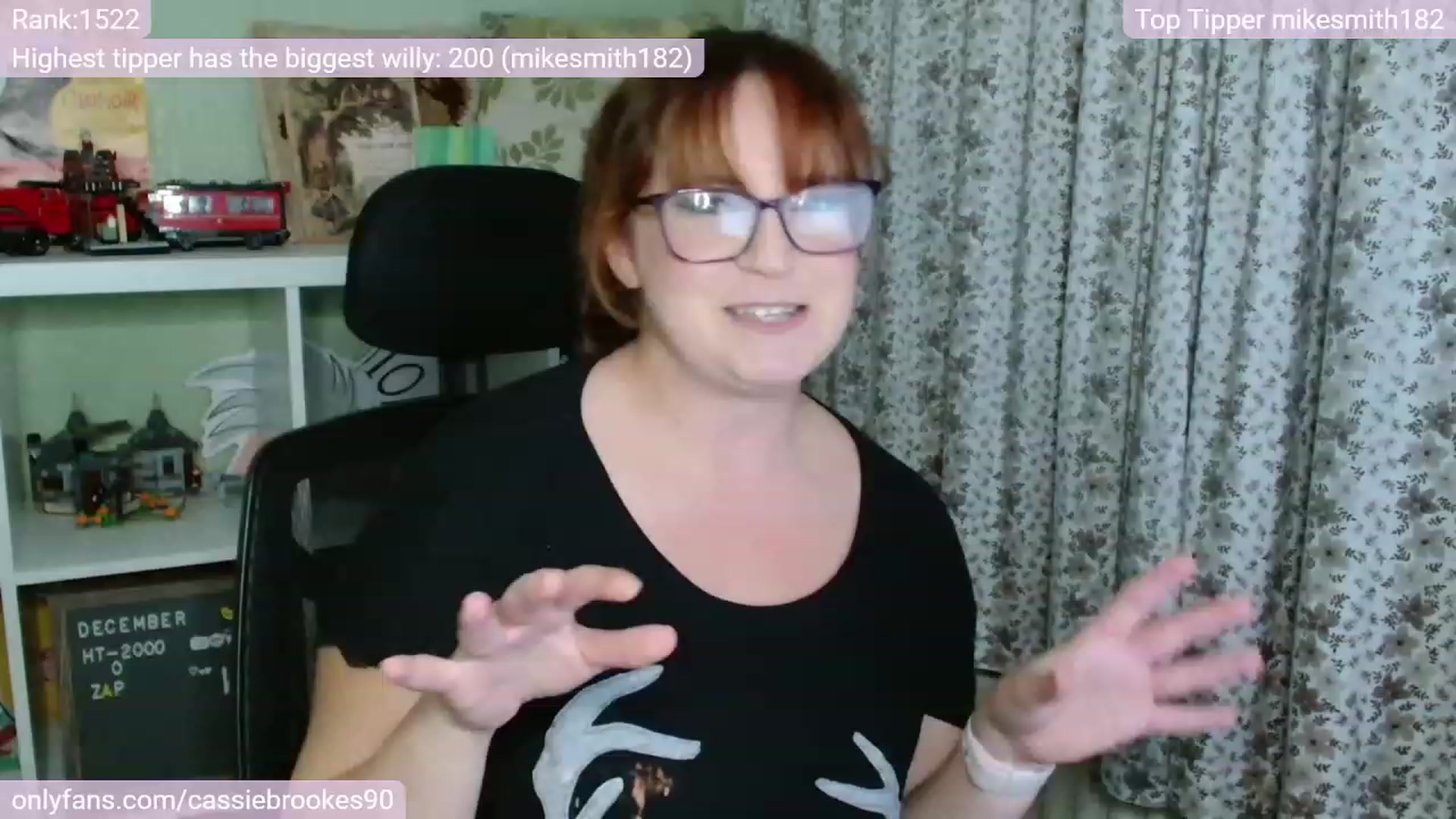 Gallery image thumbnail from CassieBrookes's myfreecams stream on, 12/10/2022, 19:03 image 14 of 20