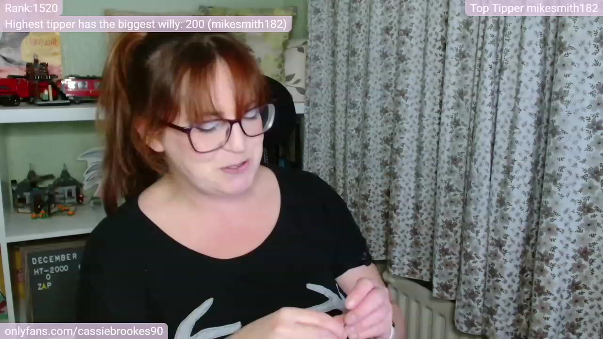 Gallery image thumbnail from CassieBrookes's myfreecams stream on, 12/10/2022, 19:03 image 13 of 20