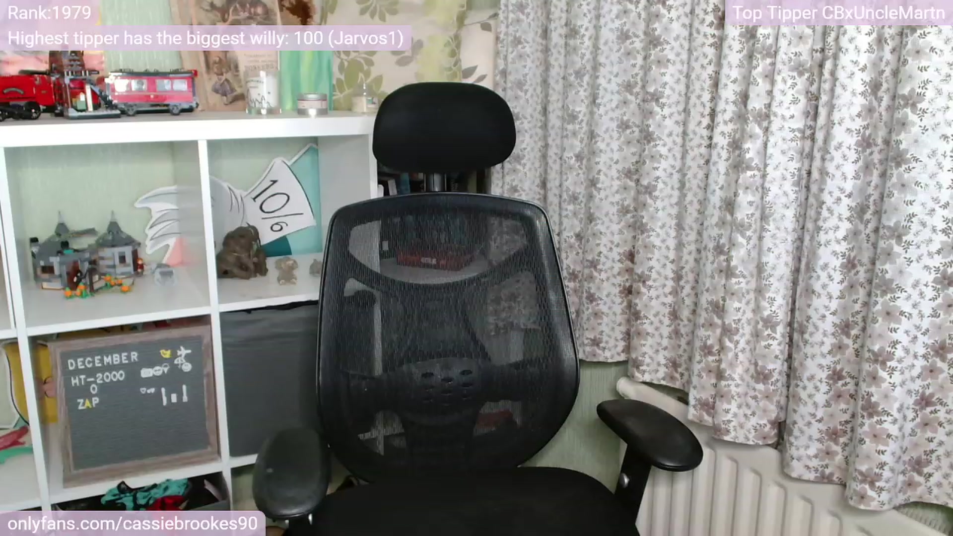 Gallery image thumbnail from CassieBrookes's myfreecams stream on, 12/15/2022, 20:53 image 7 of 20