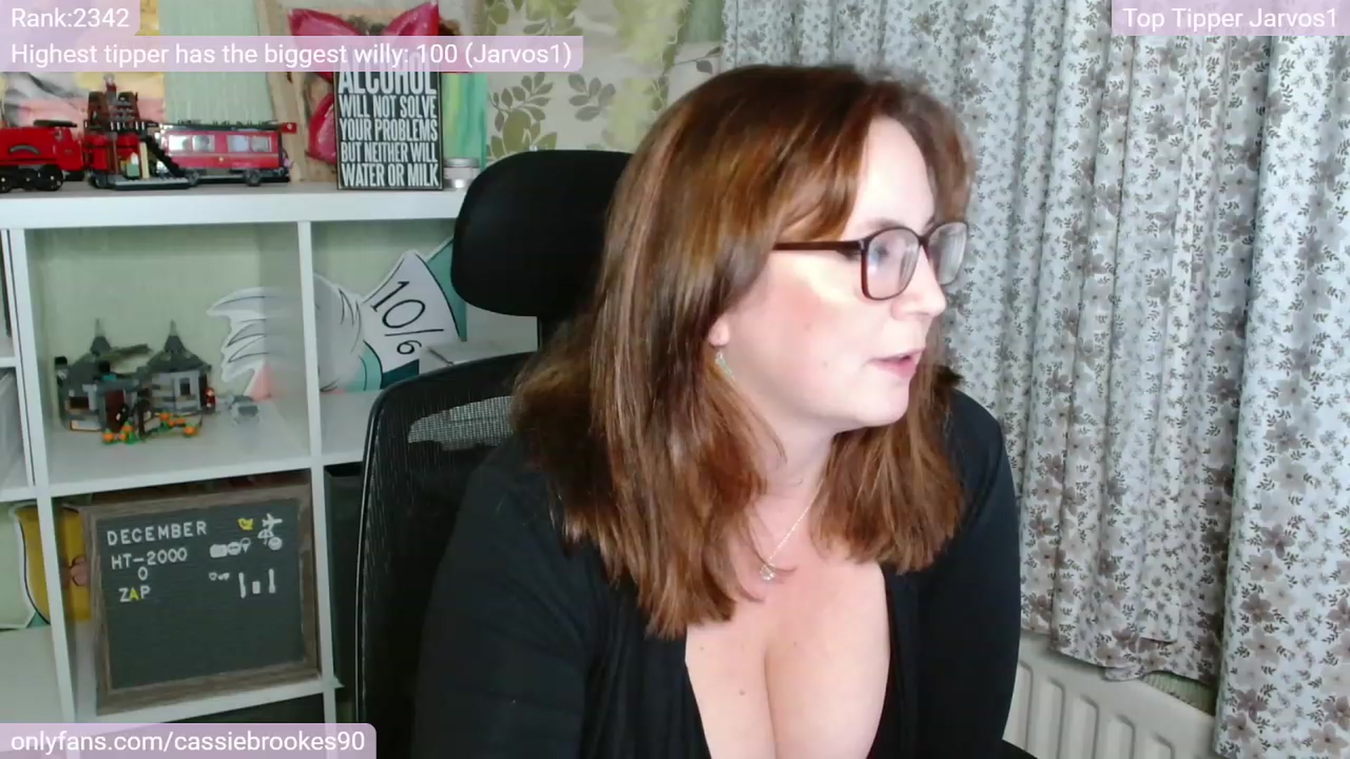 Gallery image thumbnail from CassieBrookes's myfreecams stream on, 12/22/2022, 16:35 image 10 of 20