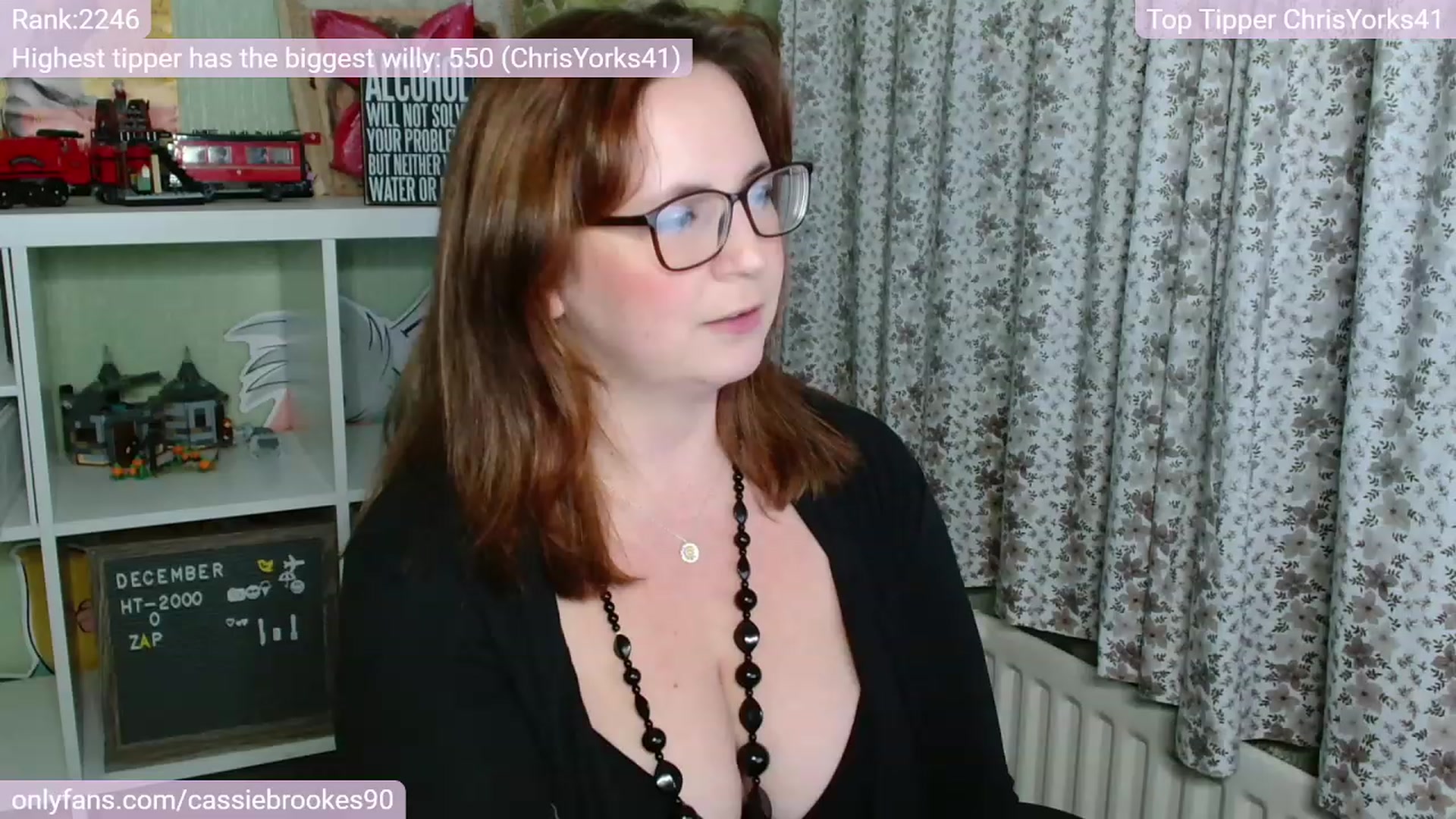 Gallery image thumbnail from CassieBrookes's myfreecams stream on, 12/22/2022, 17:54 image 3 of 20