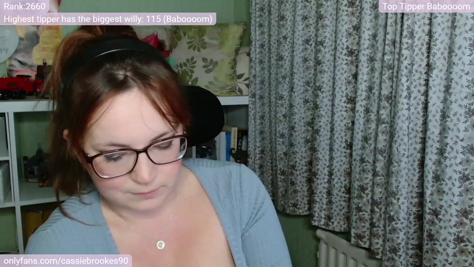 Gallery image thumbnail from CassieBrookes's myfreecams stream on, 12/27/2022, 20:36 image 7 of 20