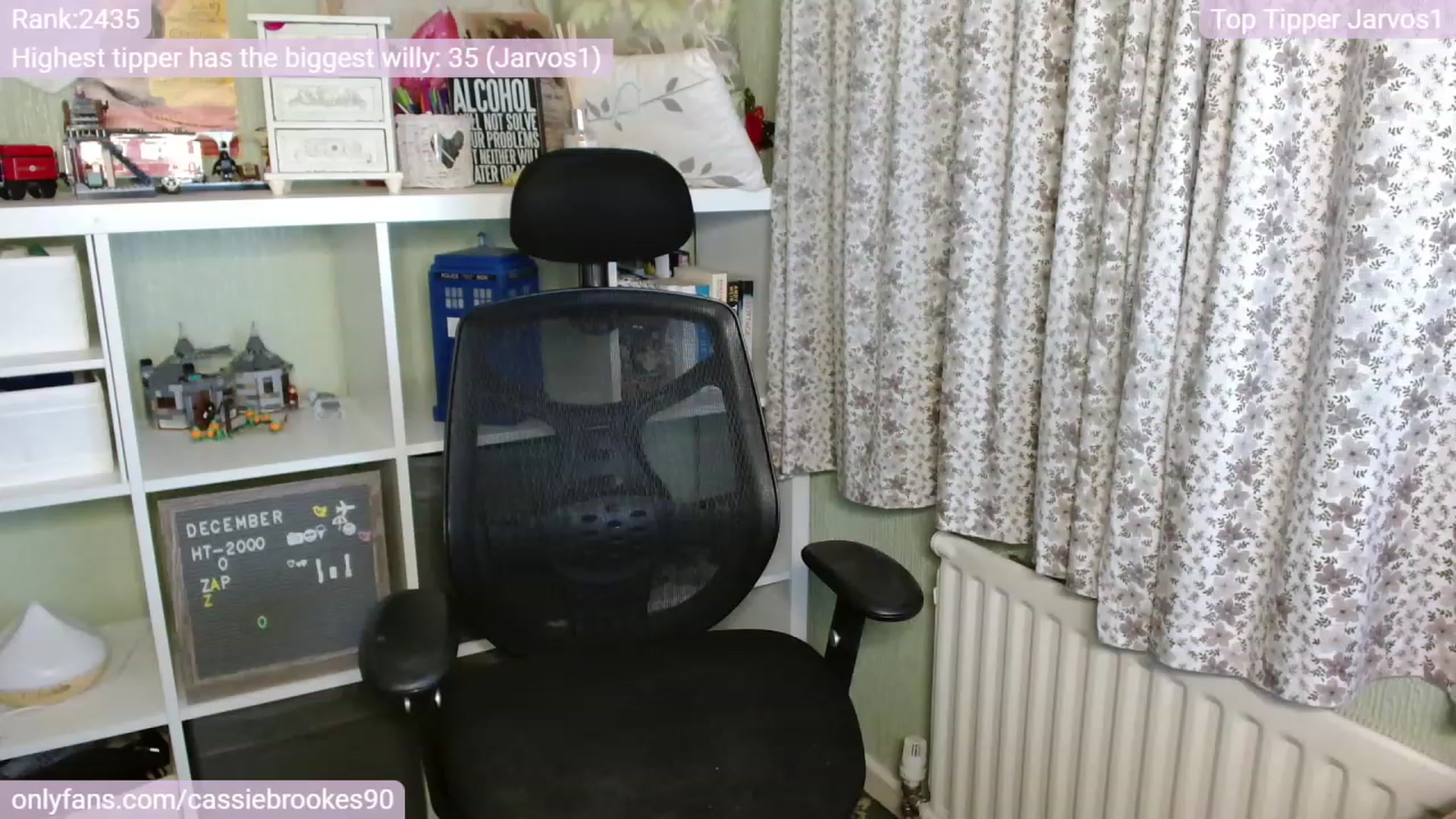 Gallery image thumbnail from CassieBrookes's myfreecams stream on, 12/31/2022, 17:44 image 5 of 20