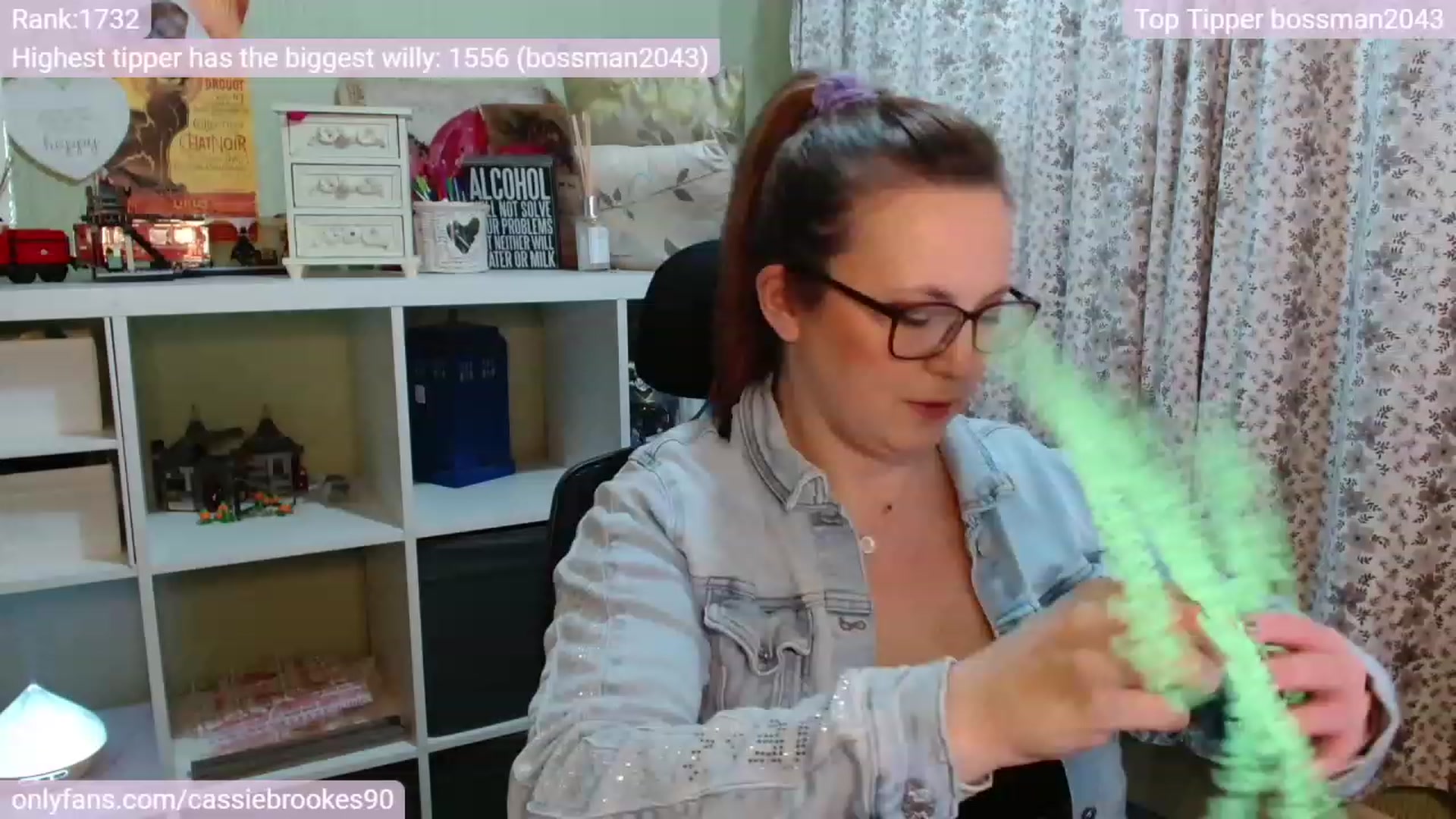 Gallery image thumbnail from CassieBrookes's myfreecams stream on, 01/07/2023, 21:17 image 8 of 20