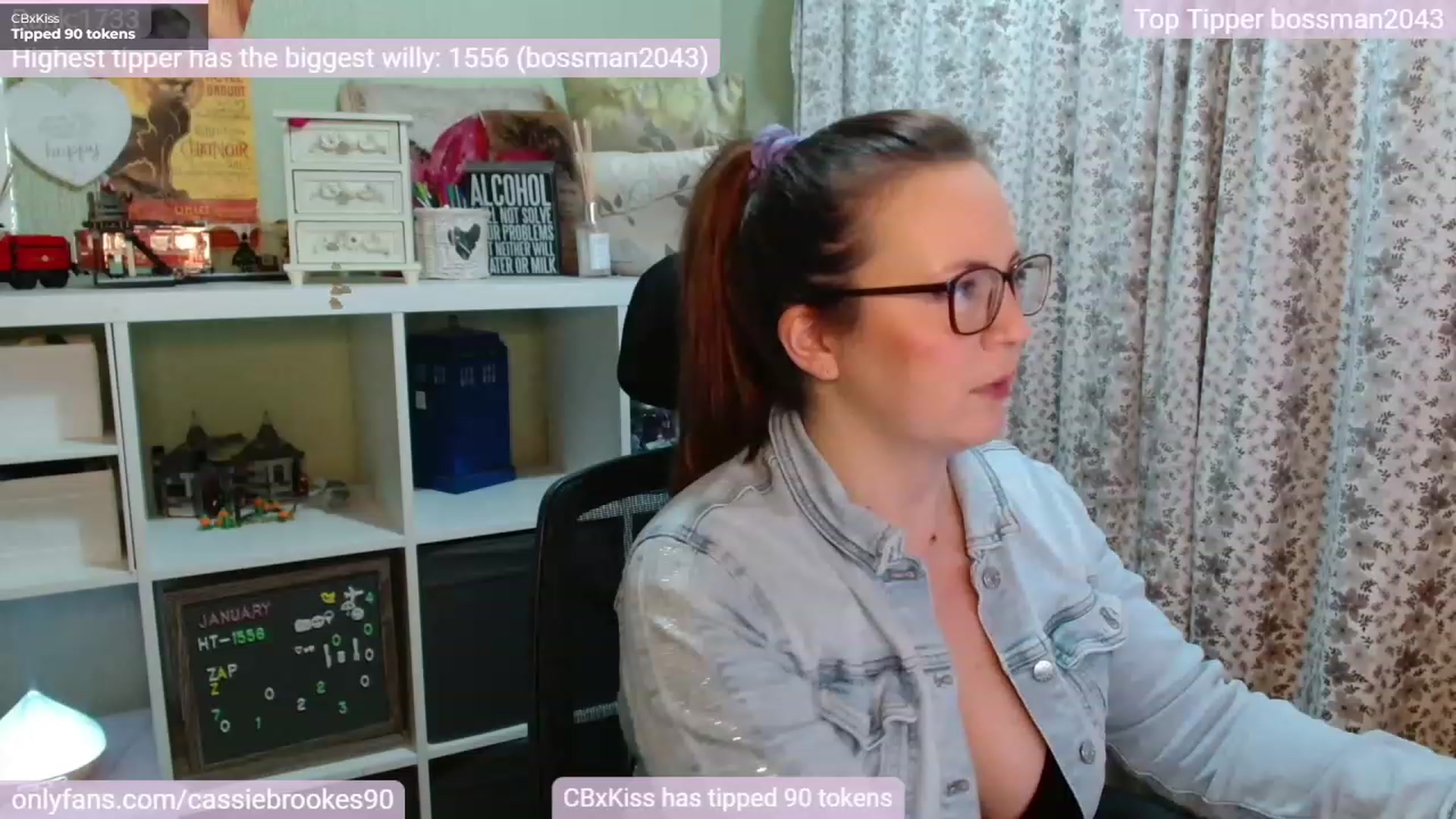 Gallery image thumbnail from CassieBrookes's myfreecams stream on, 01/07/2023, 21:17 image 11 of 20