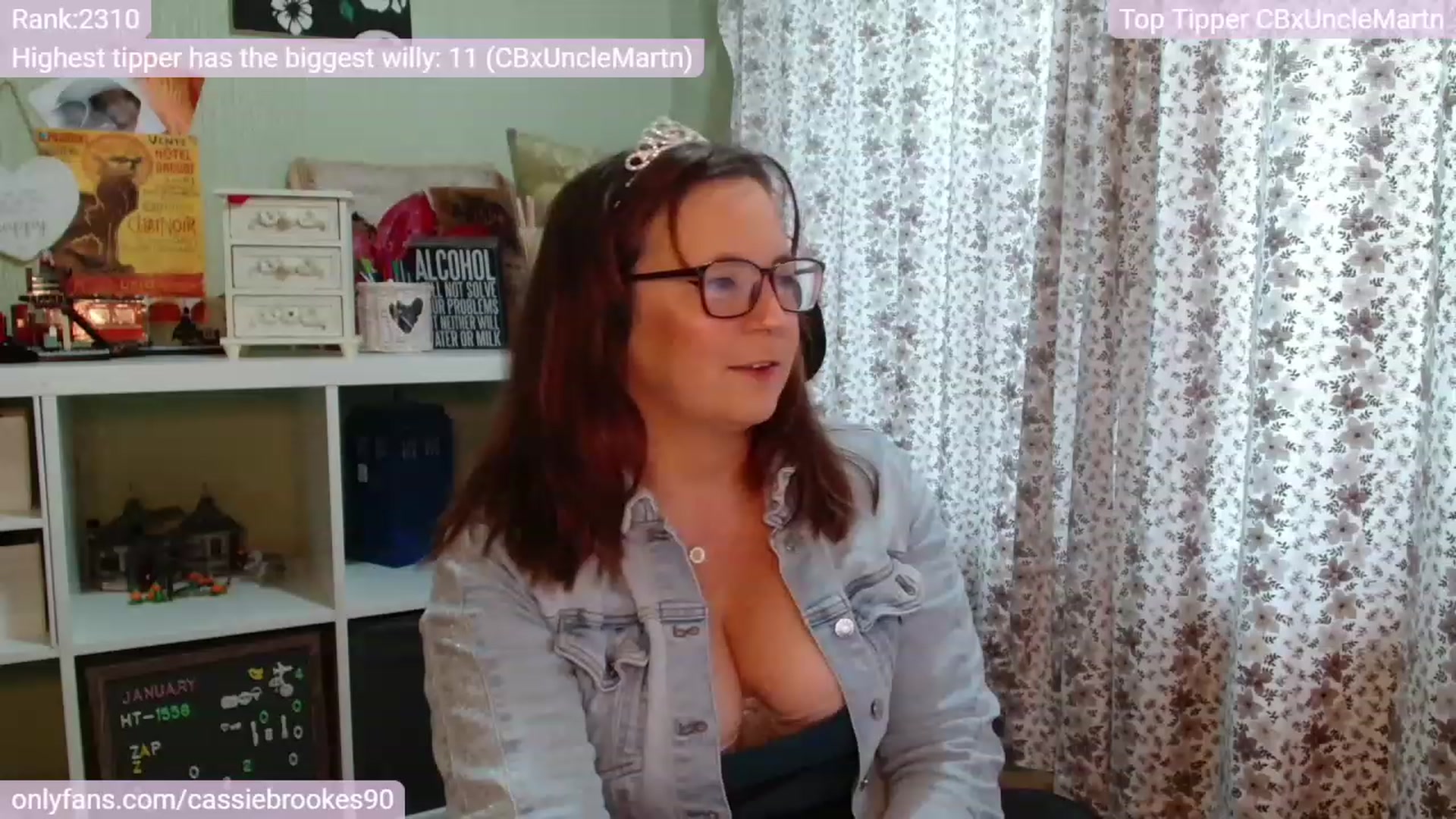 Gallery image thumbnail from CassieBrookes's myfreecams stream on, 01/10/2023, 14:44 image 12 of 20
