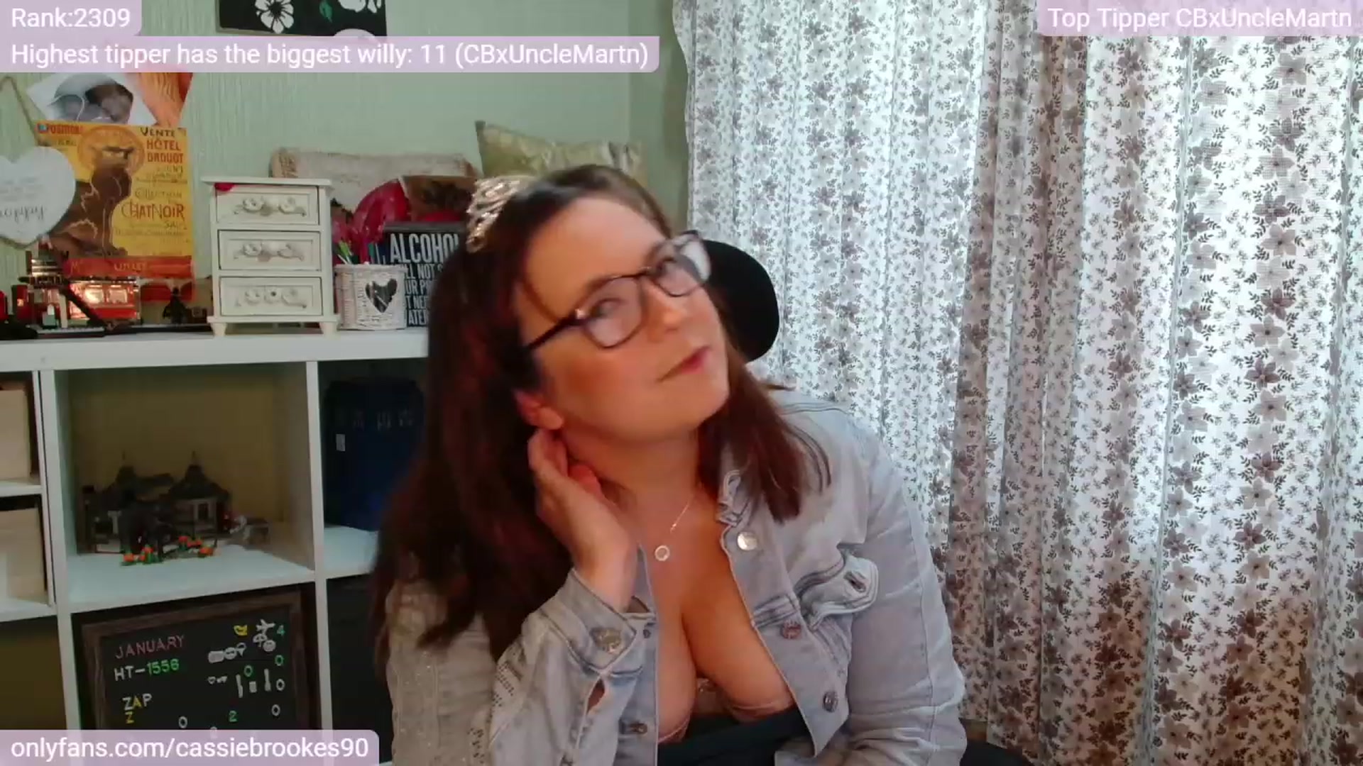 Gallery image thumbnail from CassieBrookes's myfreecams stream on, 01/10/2023, 14:44 image 11 of 20