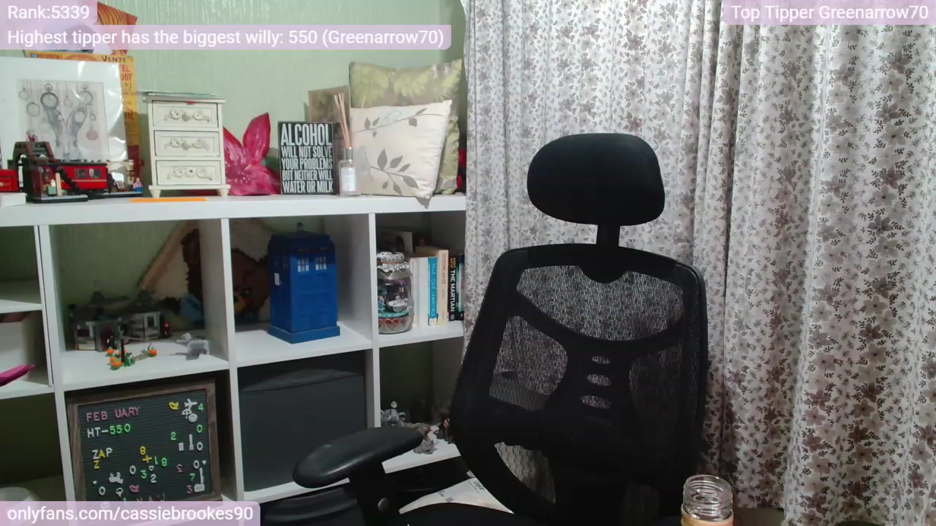 Gallery image thumbnail from CassieBrookes's myfreecams stream on, 02/18/2023, 20:46 image 6 of 20