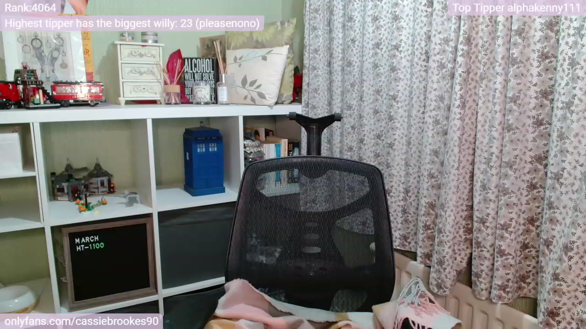 Gallery image thumbnail from CassieBrookes's myfreecams stream on, 03/09/2023, 18:48 image 19 of 20