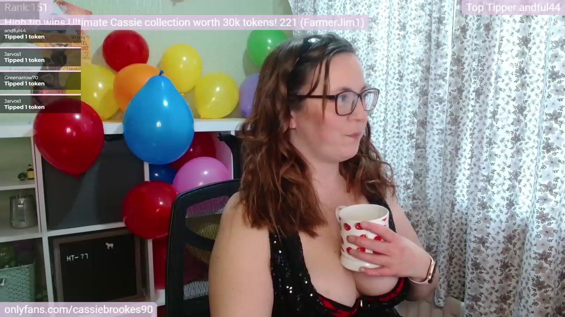Gallery image thumbnail from CassieBrookes's myfreecams stream on, 04/01/2023, 18:01 image 19 of 20