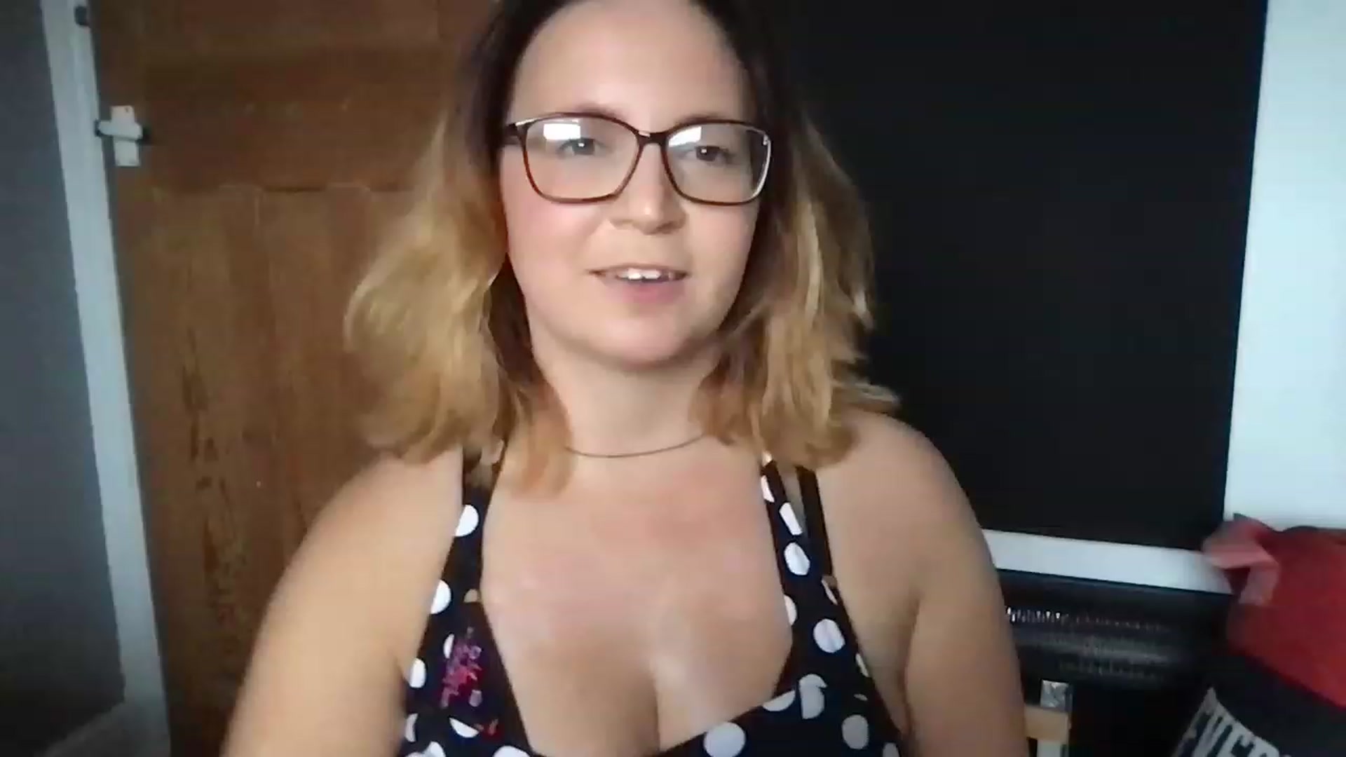 Gallery image thumbnail from CassieBrookes's myfreecams stream on, 07/26/2023, 17:29 image 2 of 20