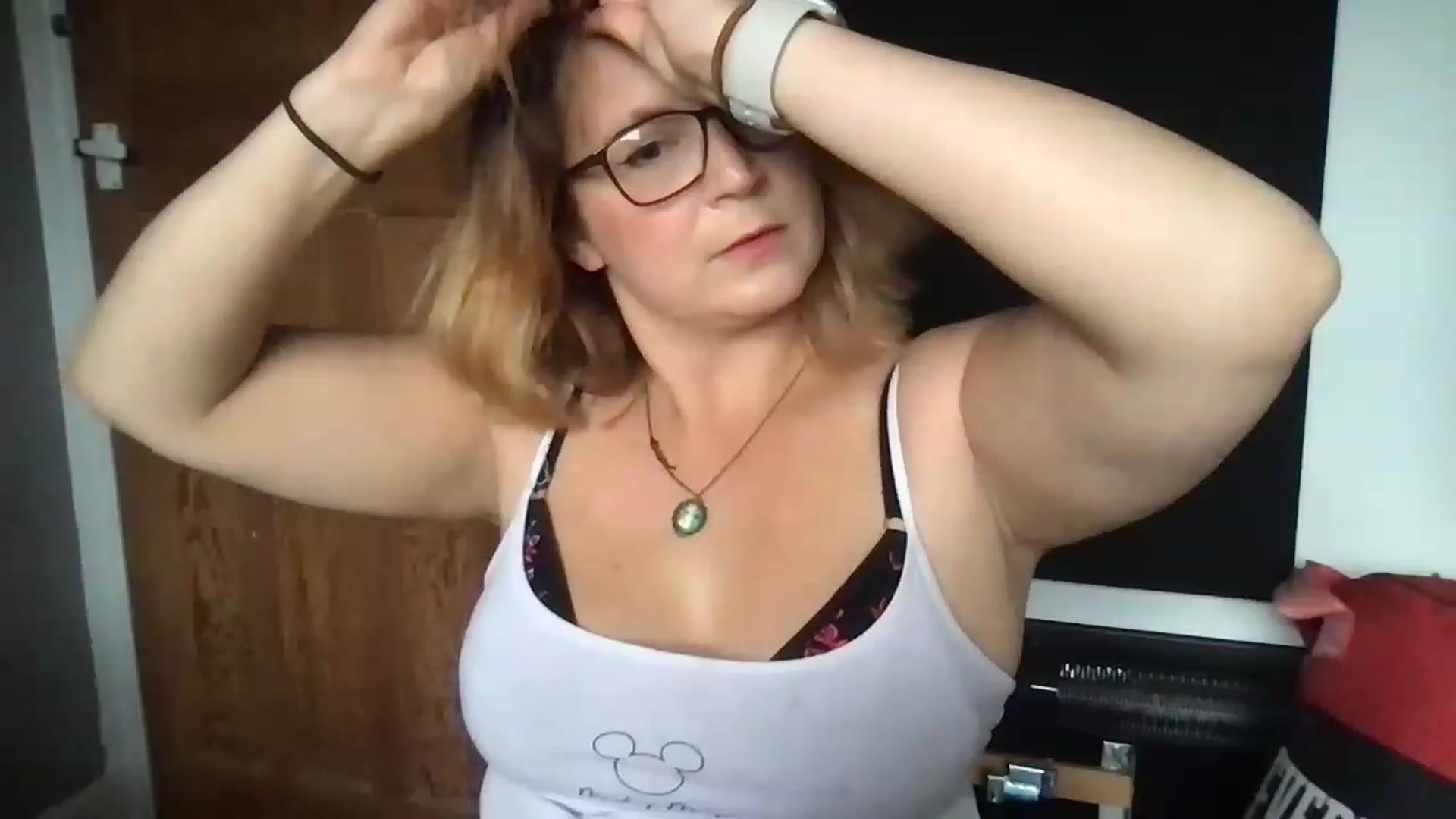 Gallery image thumbnail from CassieBrookes's myfreecams stream on, 07/27/2023, 17:37 image 16 of 20