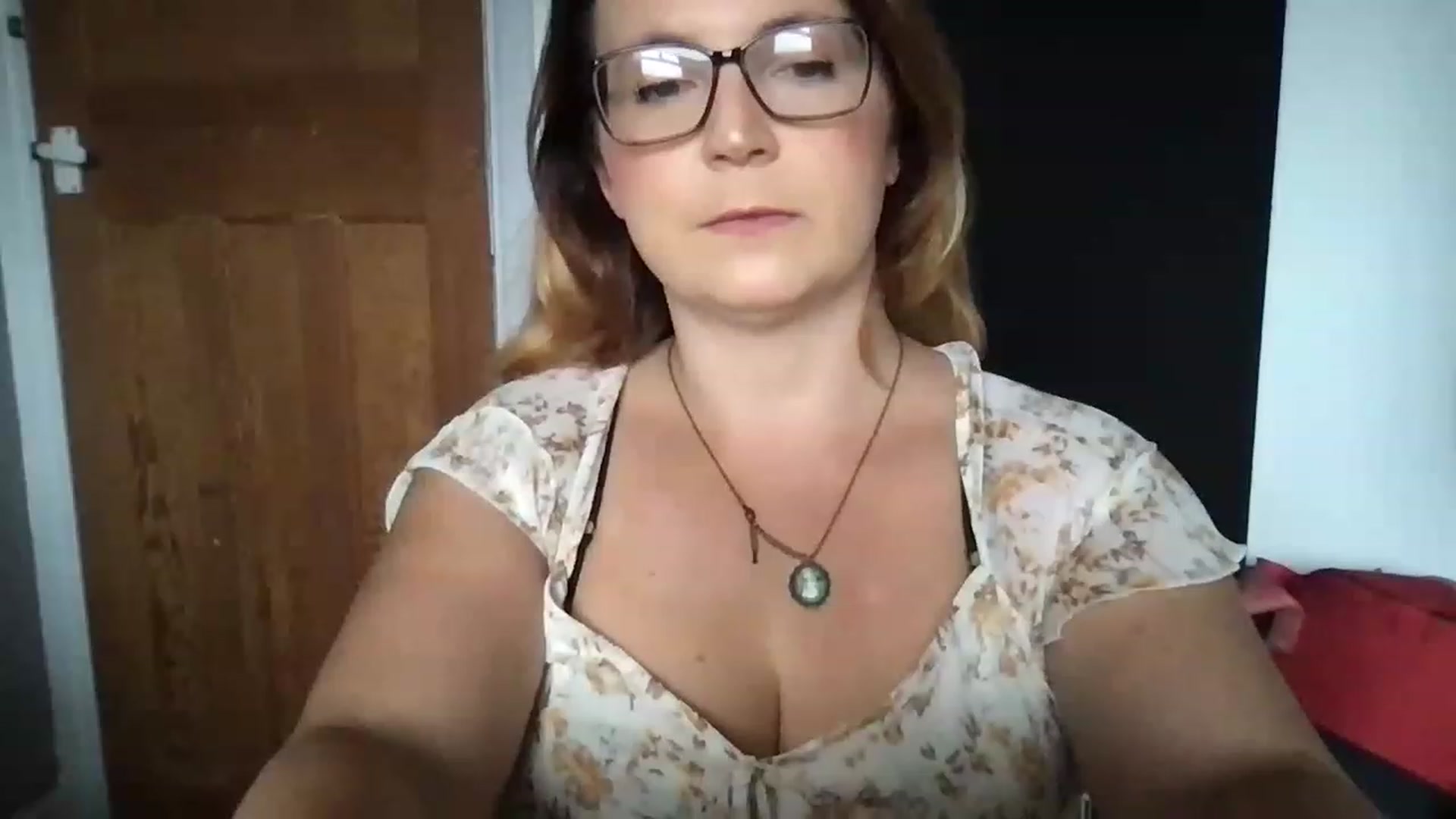 Gallery image thumbnail from CassieBrookes's myfreecams stream on, 07/30/2023, 18:39 image 17 of 20