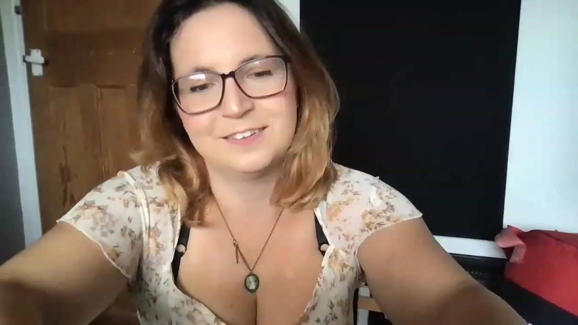 Gallery image thumbnail from CassieBrookes's myfreecams stream on, 07/30/2023, 18:39 image 5 of 20