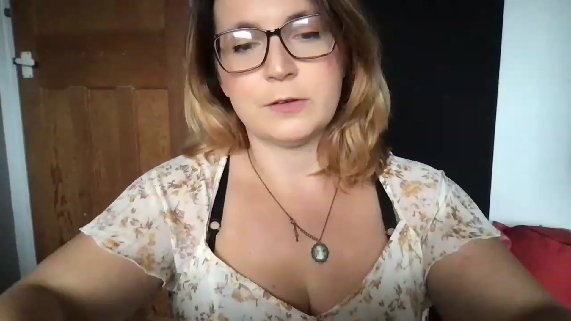 Gallery image thumbnail from CassieBrookes's myfreecams stream on, 07/30/2023, 18:39 image 15 of 20