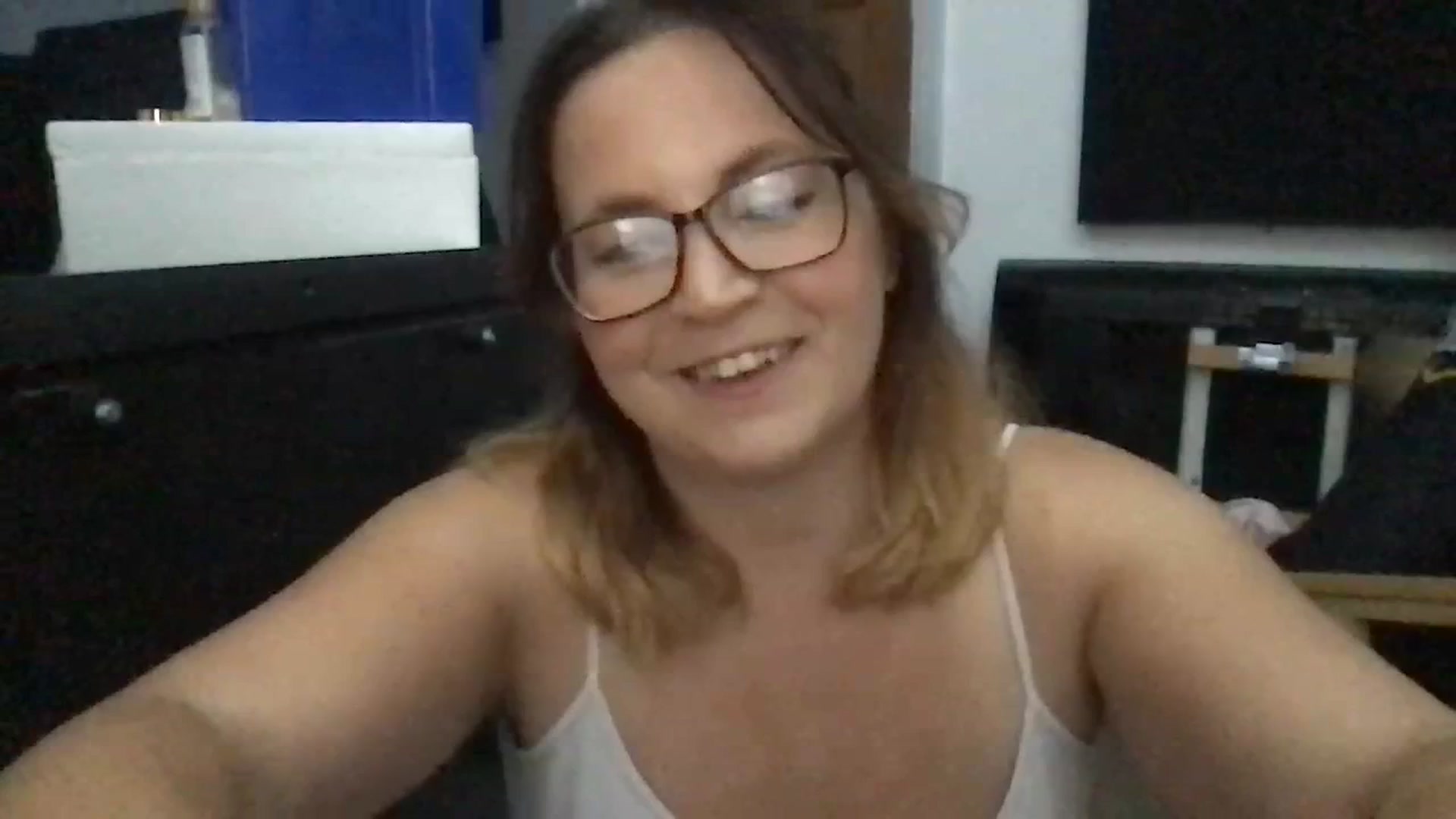 Gallery image thumbnail from CassieBrookes's myfreecams stream on, 09/09/2023, 21:18 image 3 of 20