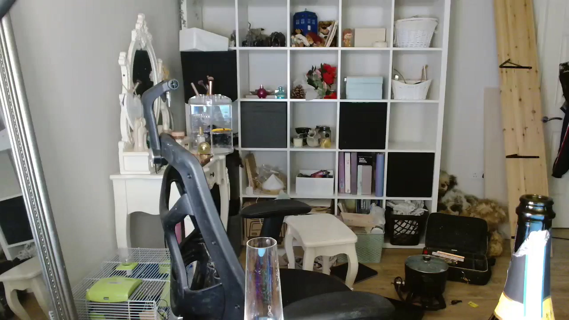Gallery image thumbnail from CassieBrookes's myfreecams stream on, 11/03/2023, 20:03 image 3 of 20