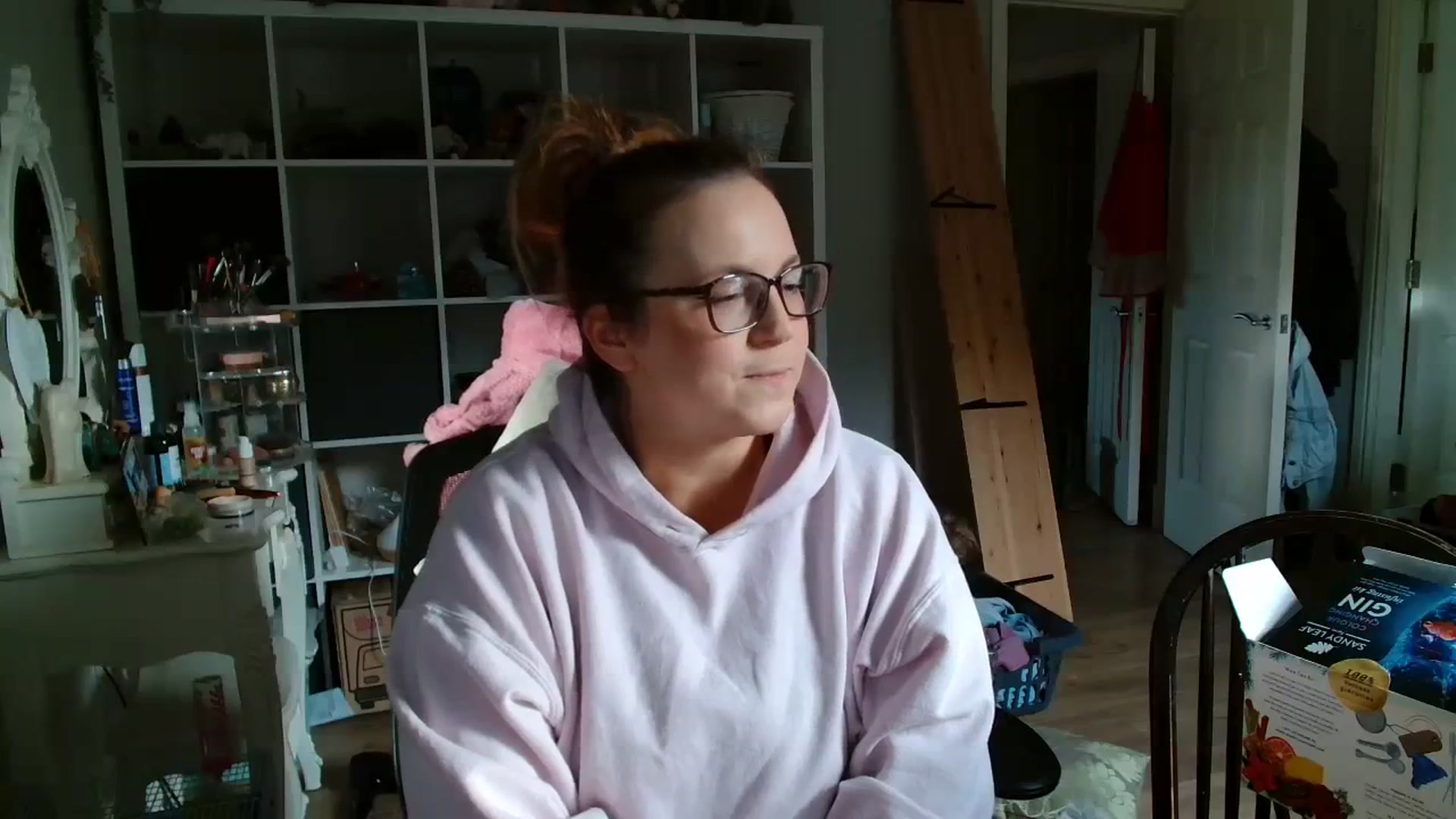 Gallery image thumbnail from CassieBrookes's myfreecams stream on, 11/08/2023, 14:00 image 15 of 20