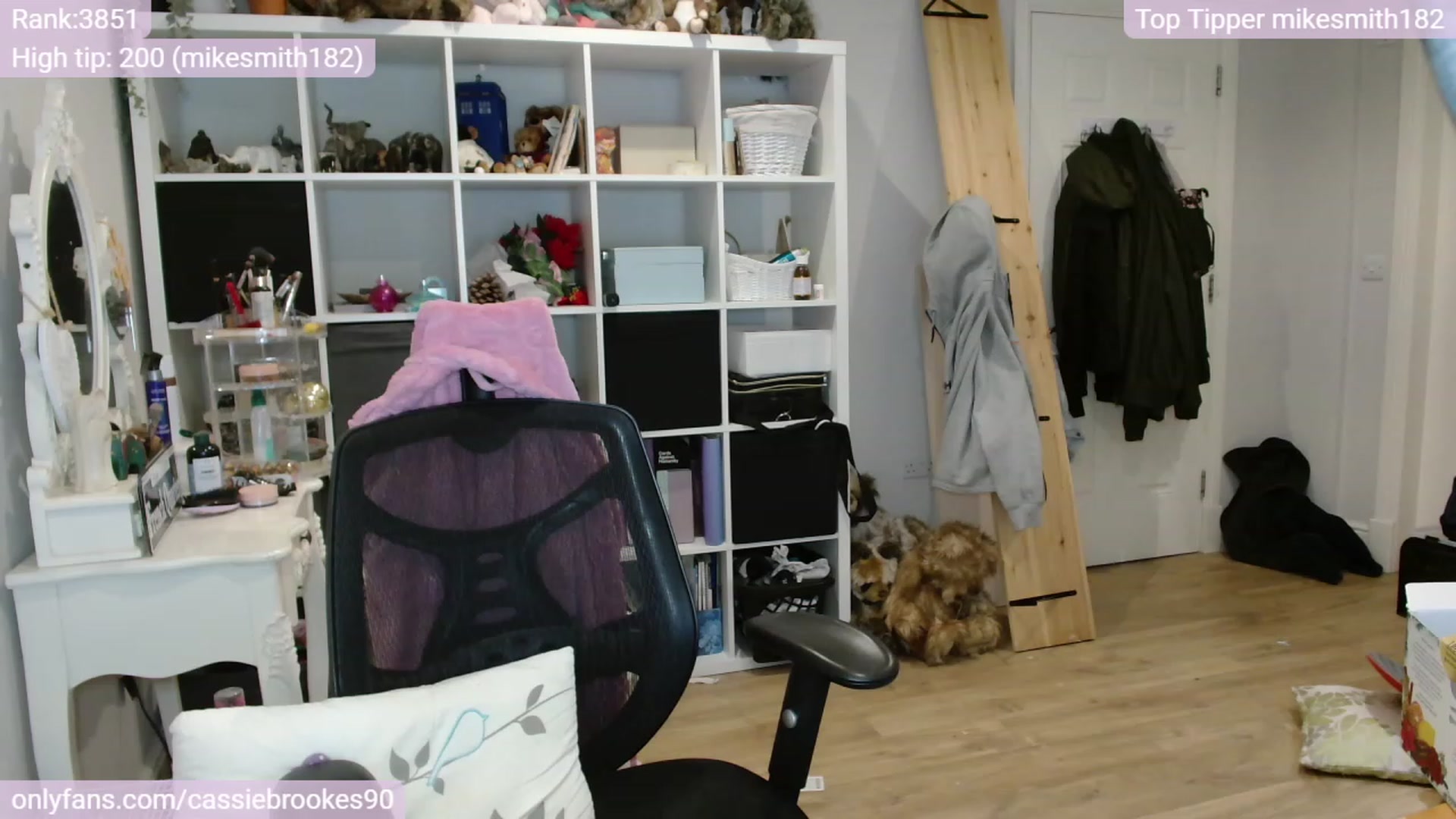 Gallery image thumbnail from CassieBrookes's myfreecams stream on, 11/09/2023, 15:50 image 11 of 20